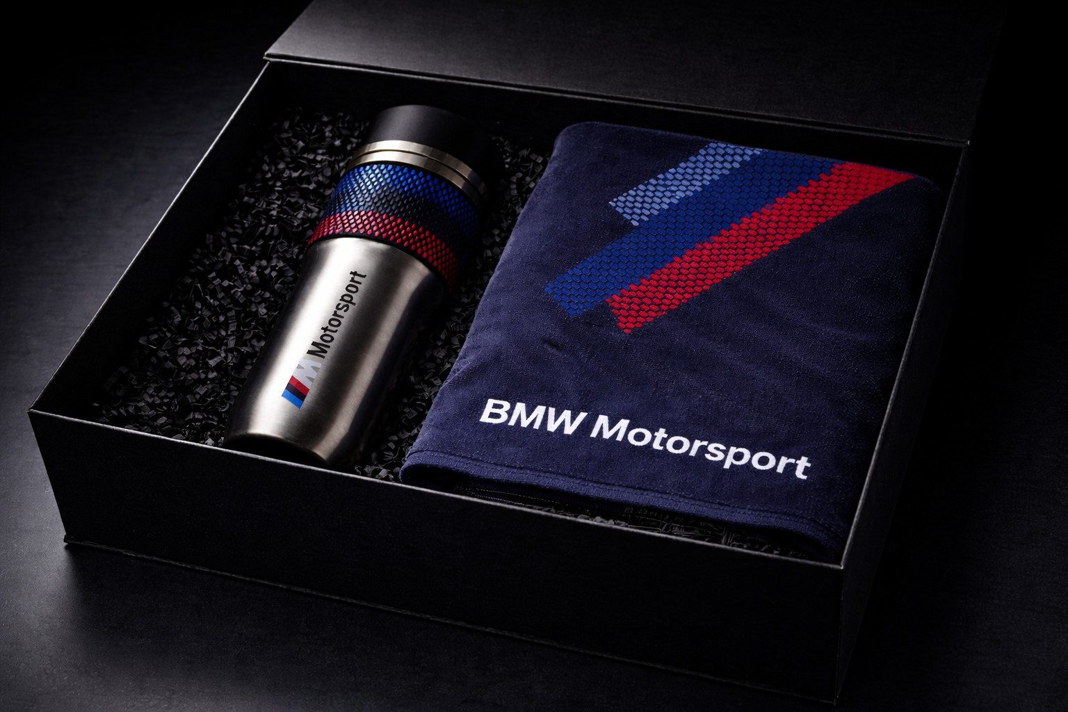 BMW Thermobecher BMW Geschenkset Herren Geschenkbox Strandhandtuch M Thermobecher, 1-tlg.