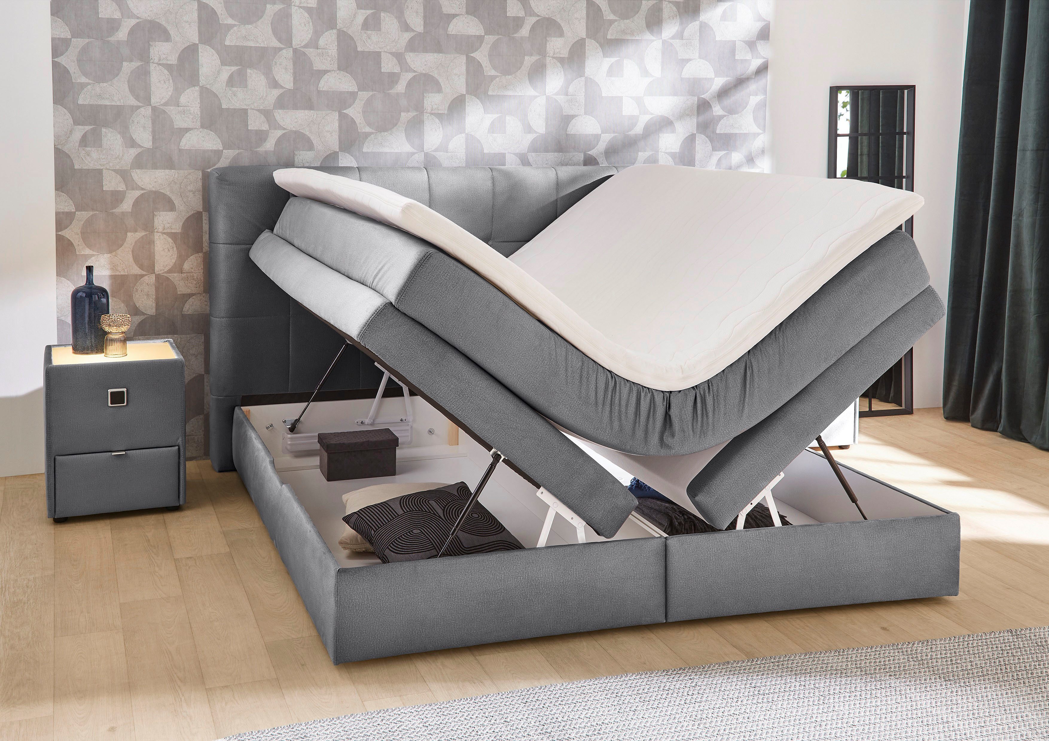Jockenhöfer Gruppe Boxspringbett AMY in Samt, erhältlich in der Breite 180cm, mit Bettkasten und Kaltschaum-Topper