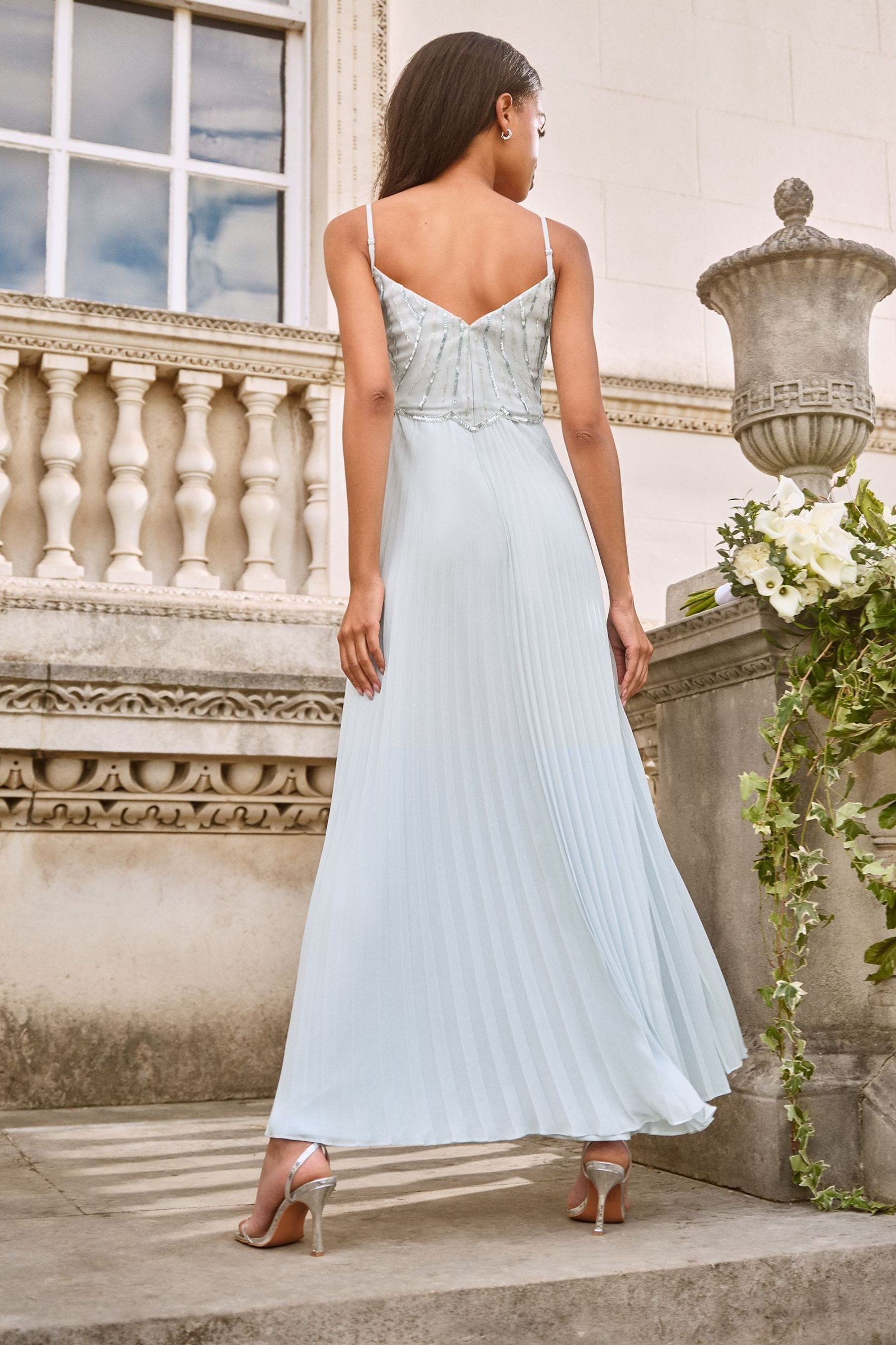 LIPSY Plisseekleid Lipsy Verziertes Maxikleid für Brautjungfern (1-tlg) günstig online kaufen