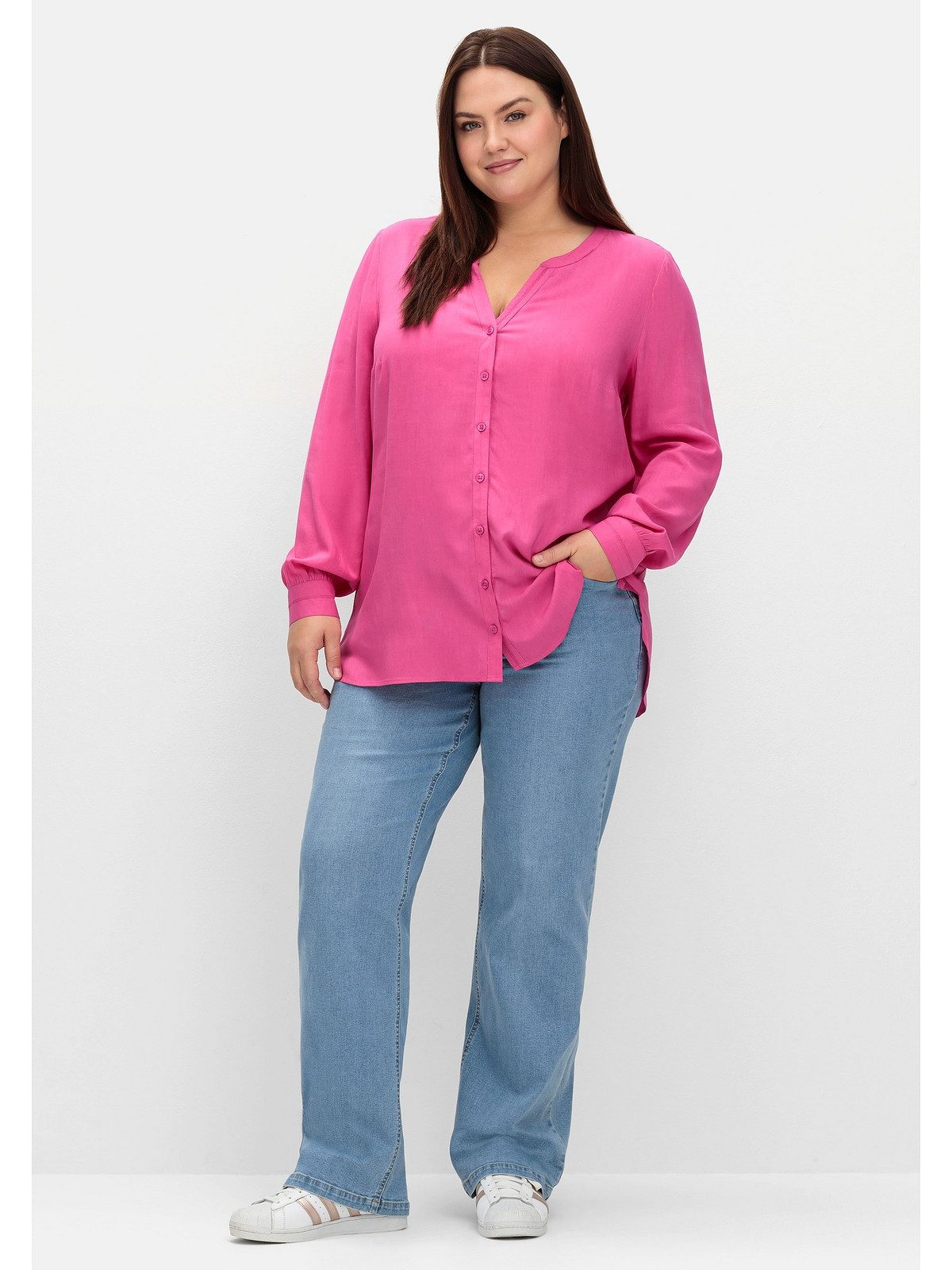 Sheego Longbluse Große Größen mit tonigen Stickereien