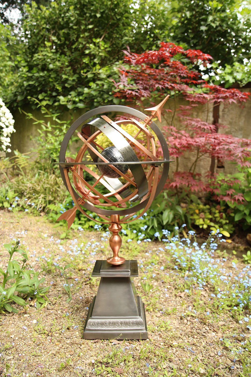 Aubaho Gartenfigur Sonnenuhr Eisen Dekoration 93cm Kupfer Antik-Stil Weltkugel Garten