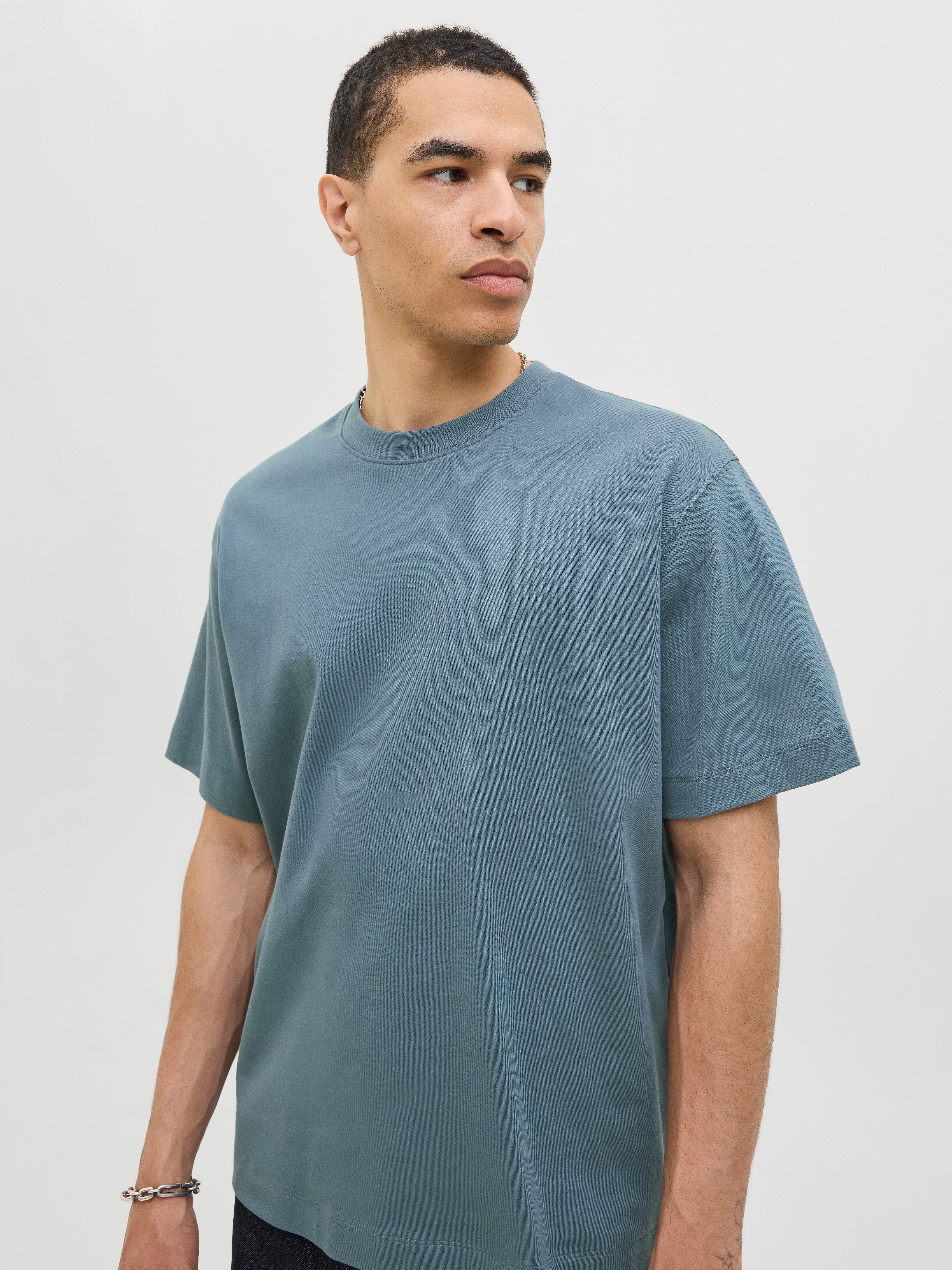 Jack & Jones Rundhalsshirt JJEURBAN EDGE TEE SS O-NECK NOOS mit Rundhalsaus günstig online kaufen