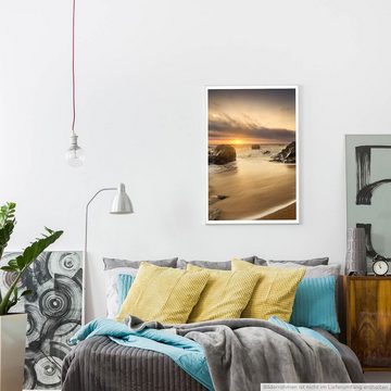 Sinus Art Poster Landschaftsfotografie 60x90cm Poster Sonnige Küste mit dramatischen Wolken