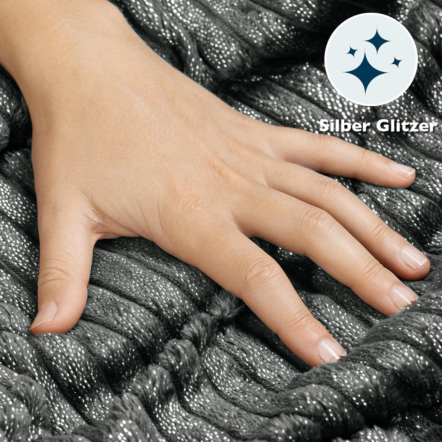 Wohndecke Sherpa Decke Kuscheldecke Glitzereffekt XL Anthrazit Elisa, 150x200cm, Beautissu, Dicke Winter Fleecedecke Lammfell-Optik & ? Hautfreundliche – Bild 4 von 5