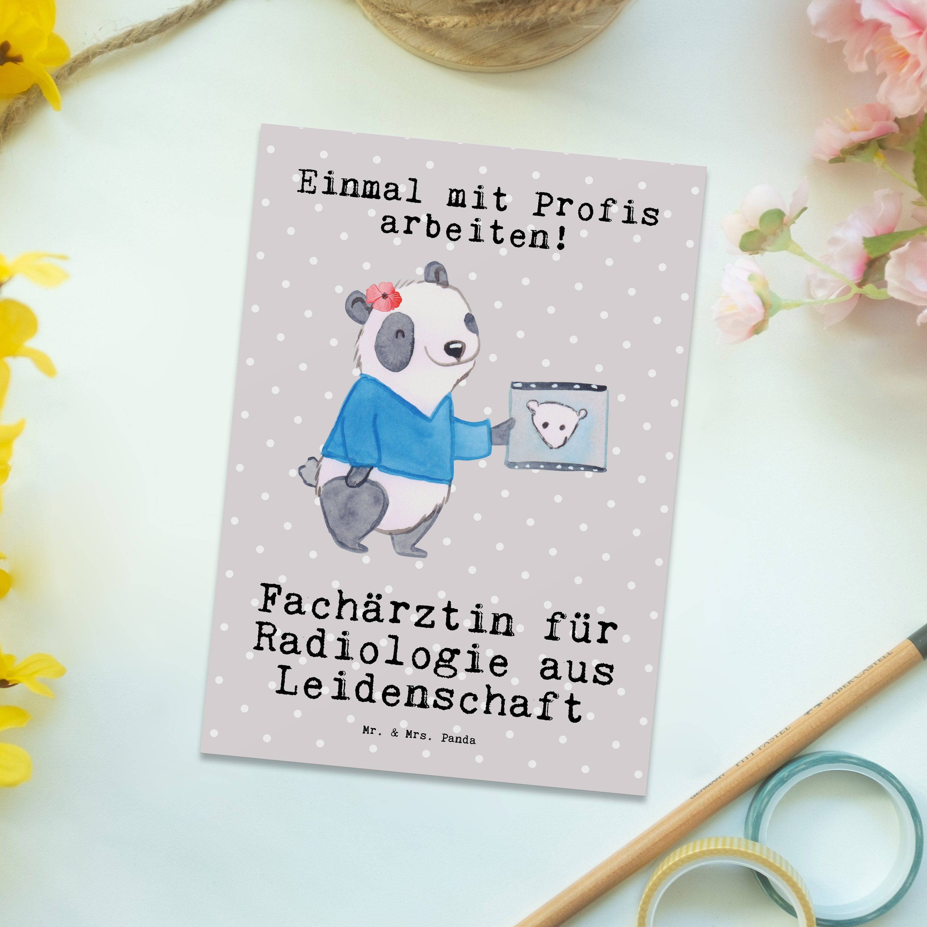 Postkarte Mr. Leidenschaft & Mrs. Fachärztin Grau - Radiologie Panda Geschenk Pastell für - aus