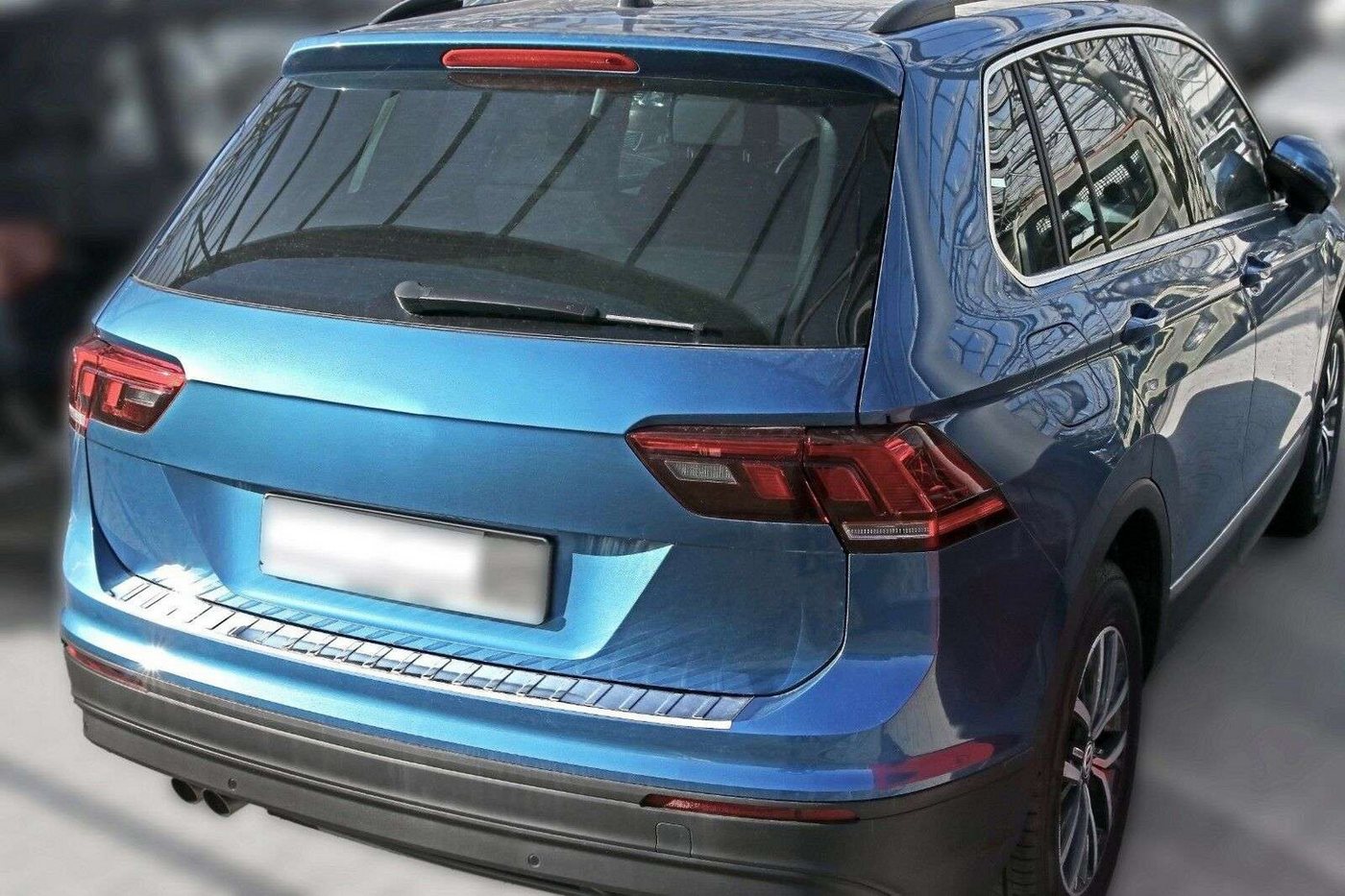 Thumbnail - RECAMBO Ladekantenschutz für VW TIGUAN II und ALLSPACE, ab 2016 Stoßstangenschutz, V2A rostfrei, Exklusive Optik, prakti...