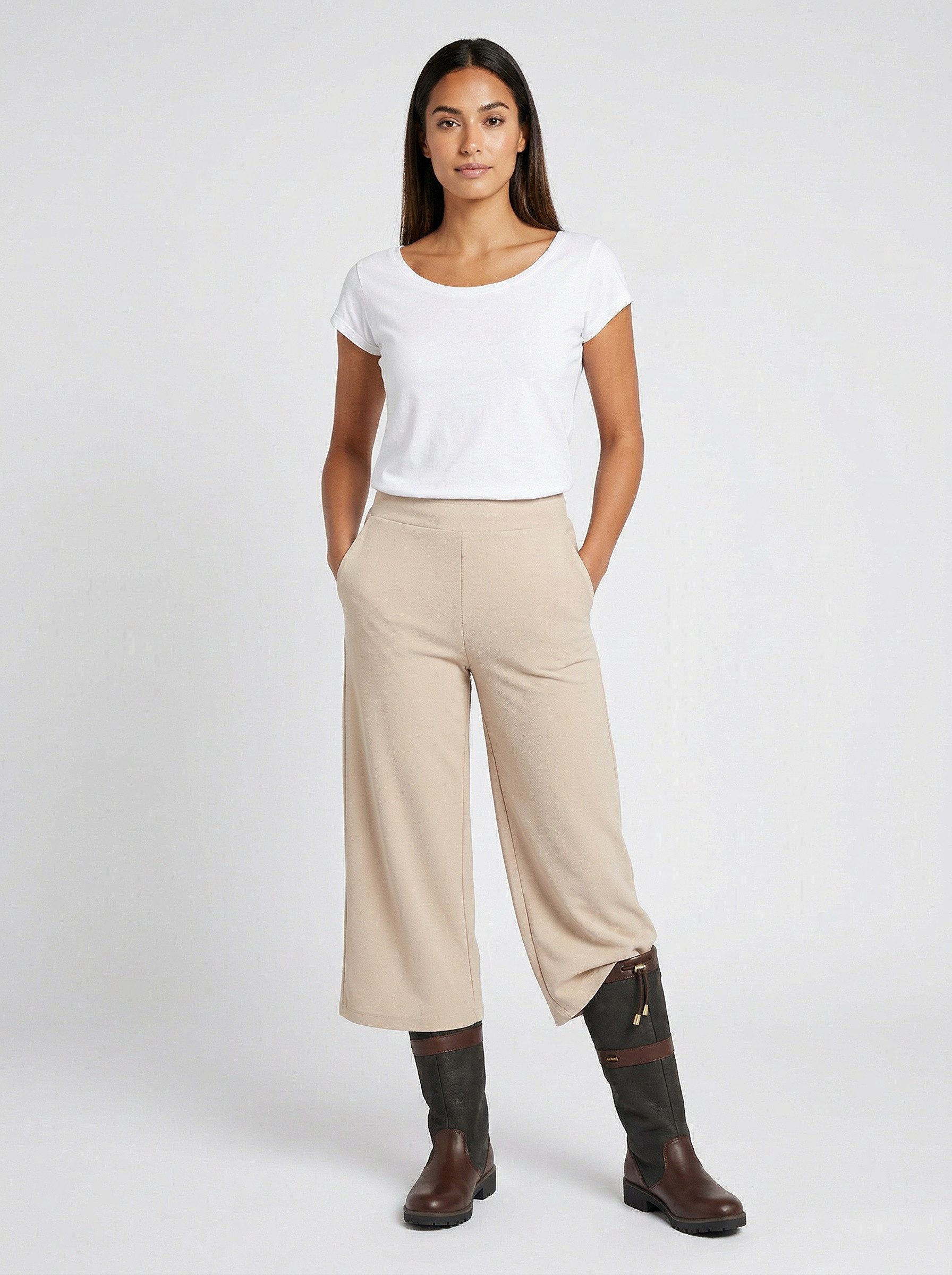 Zum Outfit 10