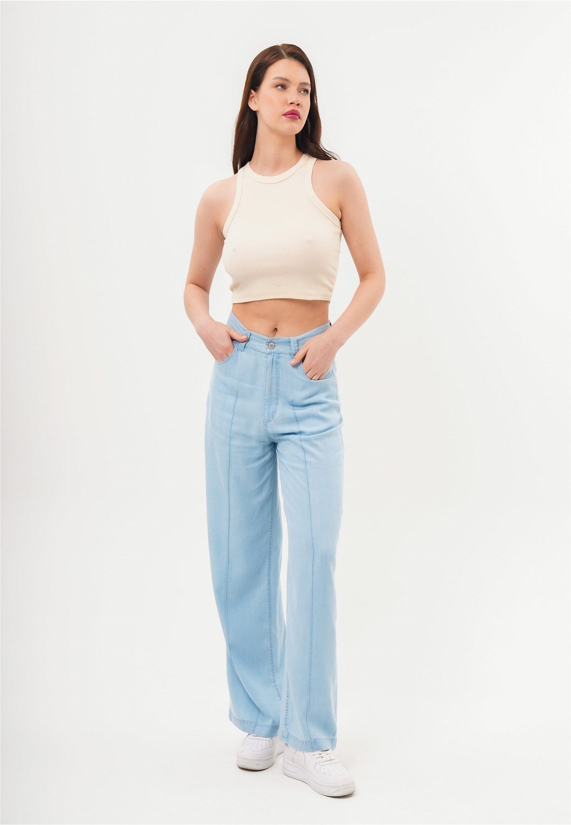 freshlions Stoffhose Giona (1-tlg) mit angesagter Jeans-Optik
