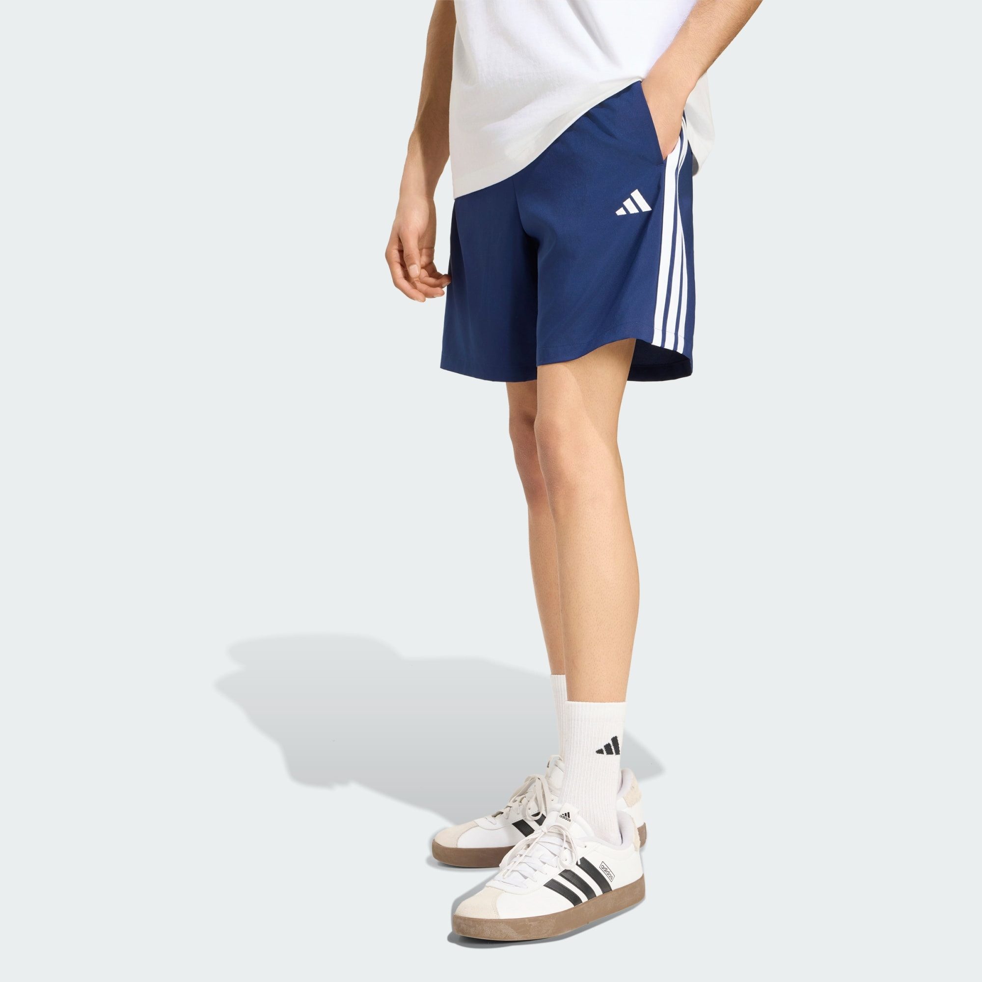 Shorts ESSENTIALS 3-STREIFEN CHELSEA LITE SHORTS, GEWEBT