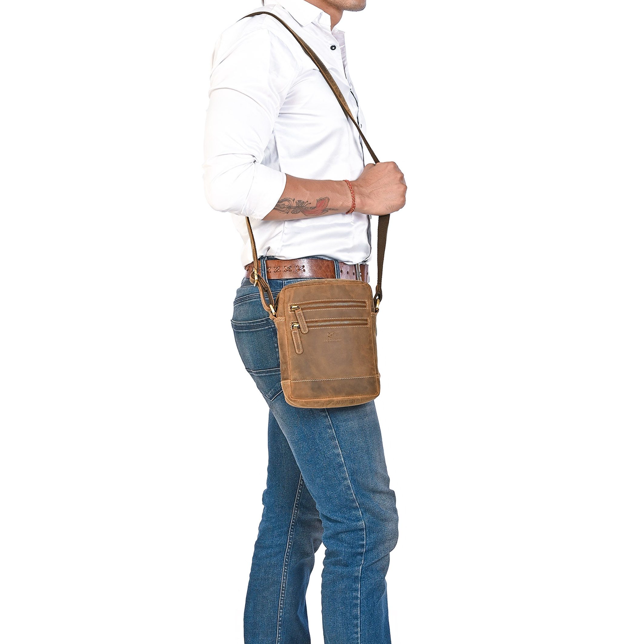 ALMADIH Umhängetasche Leder Herren LEON Kompakte Ledertasche für Reisen & Alltag . – Bild 5 von 5