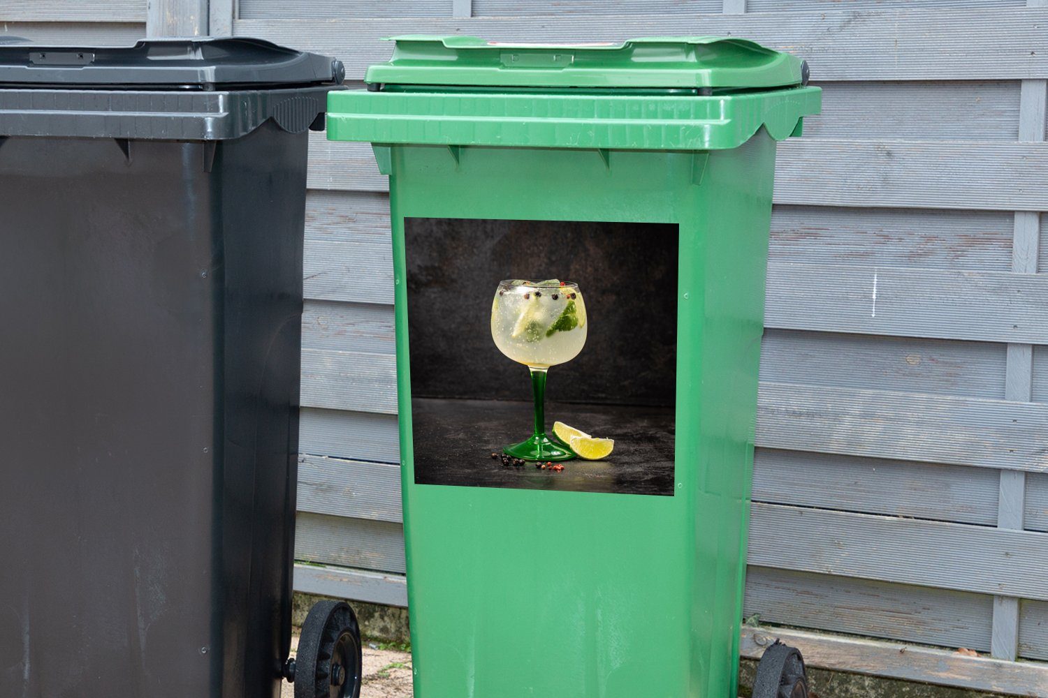 Getränk Container, Abfalbehälter Weinglas (1 Mülltonne, Mülleimer-aufkleber, MuchoWow - Wandsticker Obst Sticker, St), -