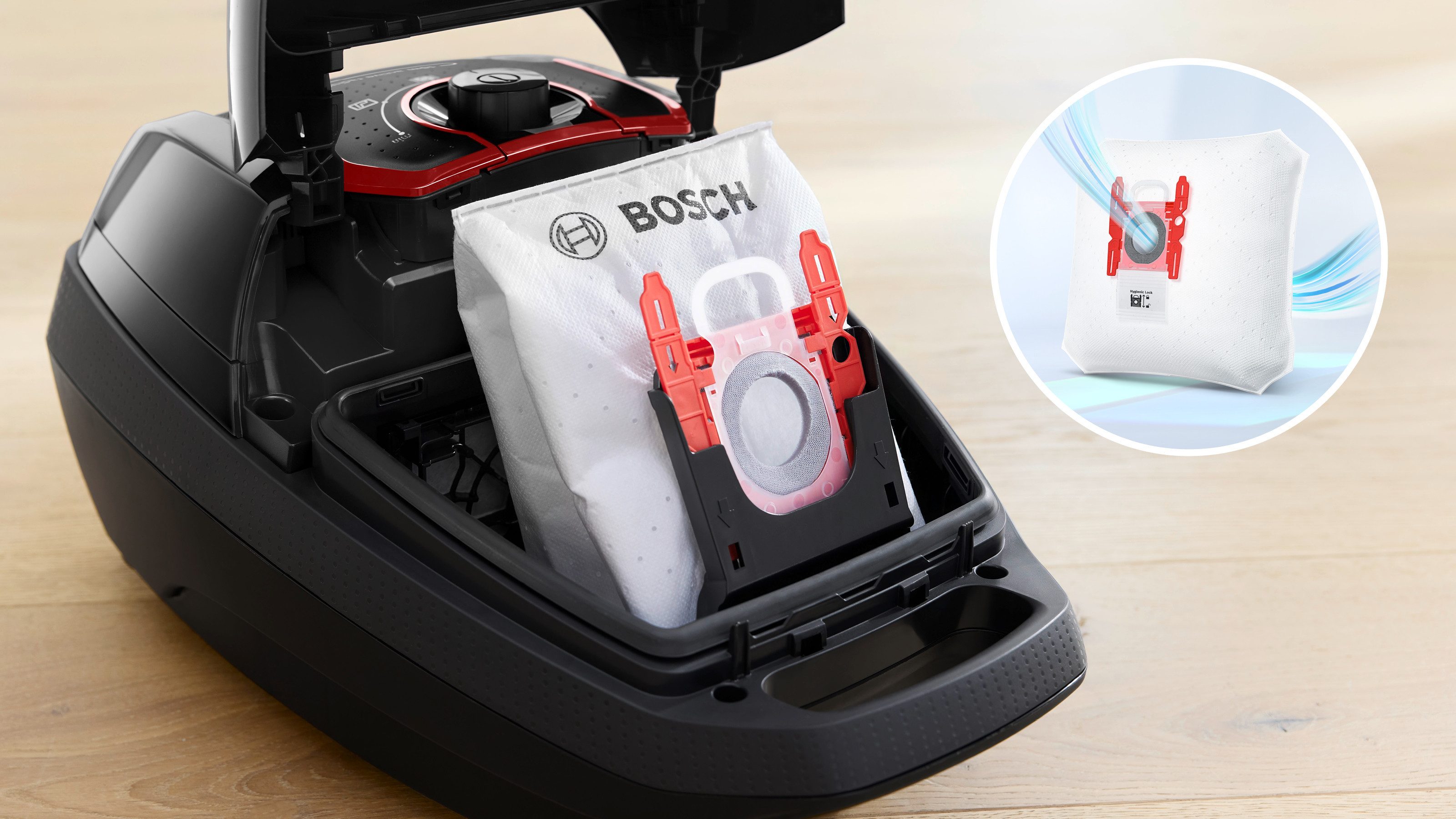 BOSCH Bodenstaubsauger Serie 8 BGB75X650, ideal für Allergiker, 10 Jahre Motorgarantie, 650 W, mit Beutel, Hygiene-Filter, XXL-Polsterdüse, XXL-Fugendüse, langes Kabel, schwarz