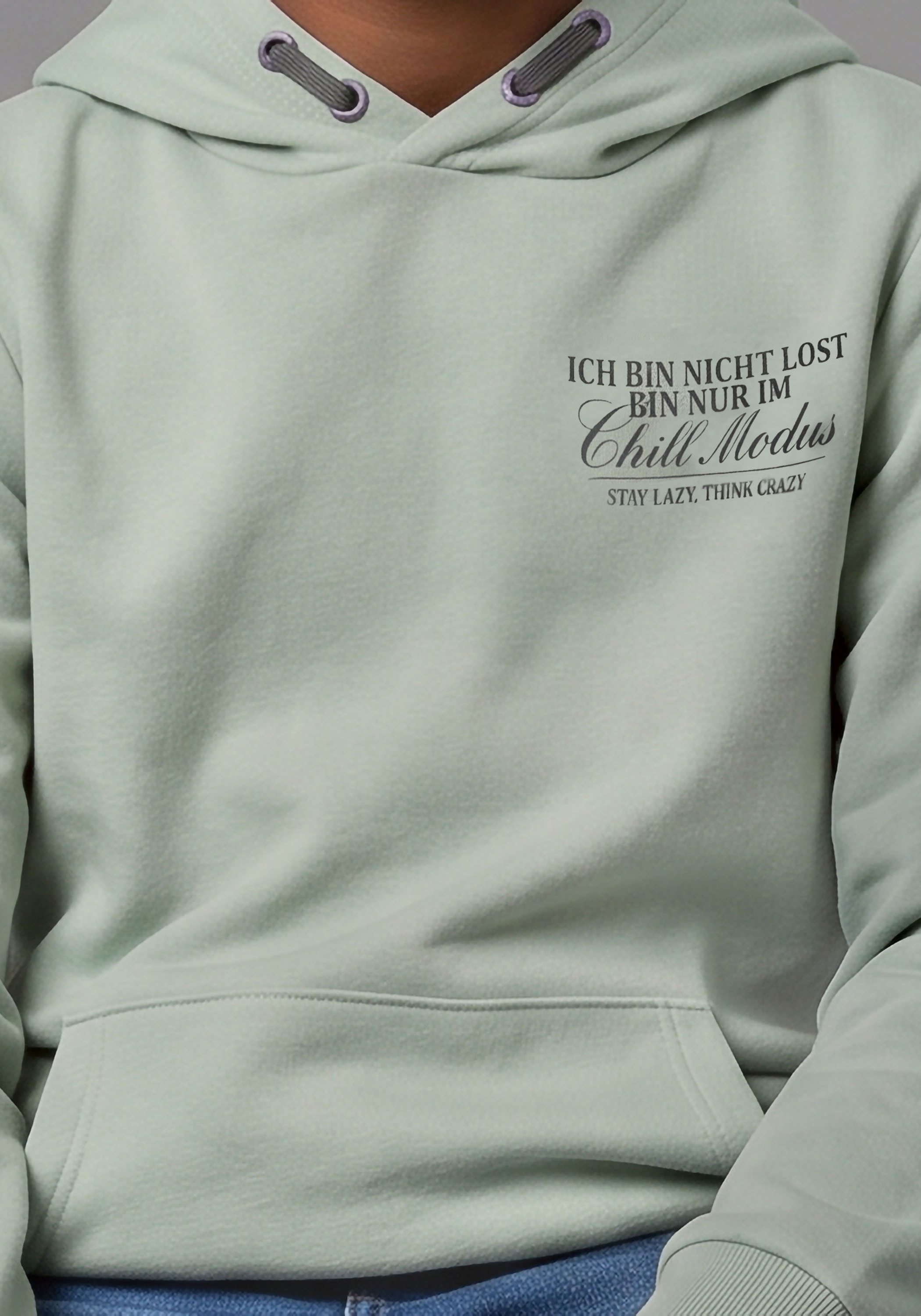 KIDSWORLD Kapuzensweatshirt Hoodie mit Spruch vorne und hinten mit Kapuze, Langarm, hüftbedeckend, mit Kängurutasche