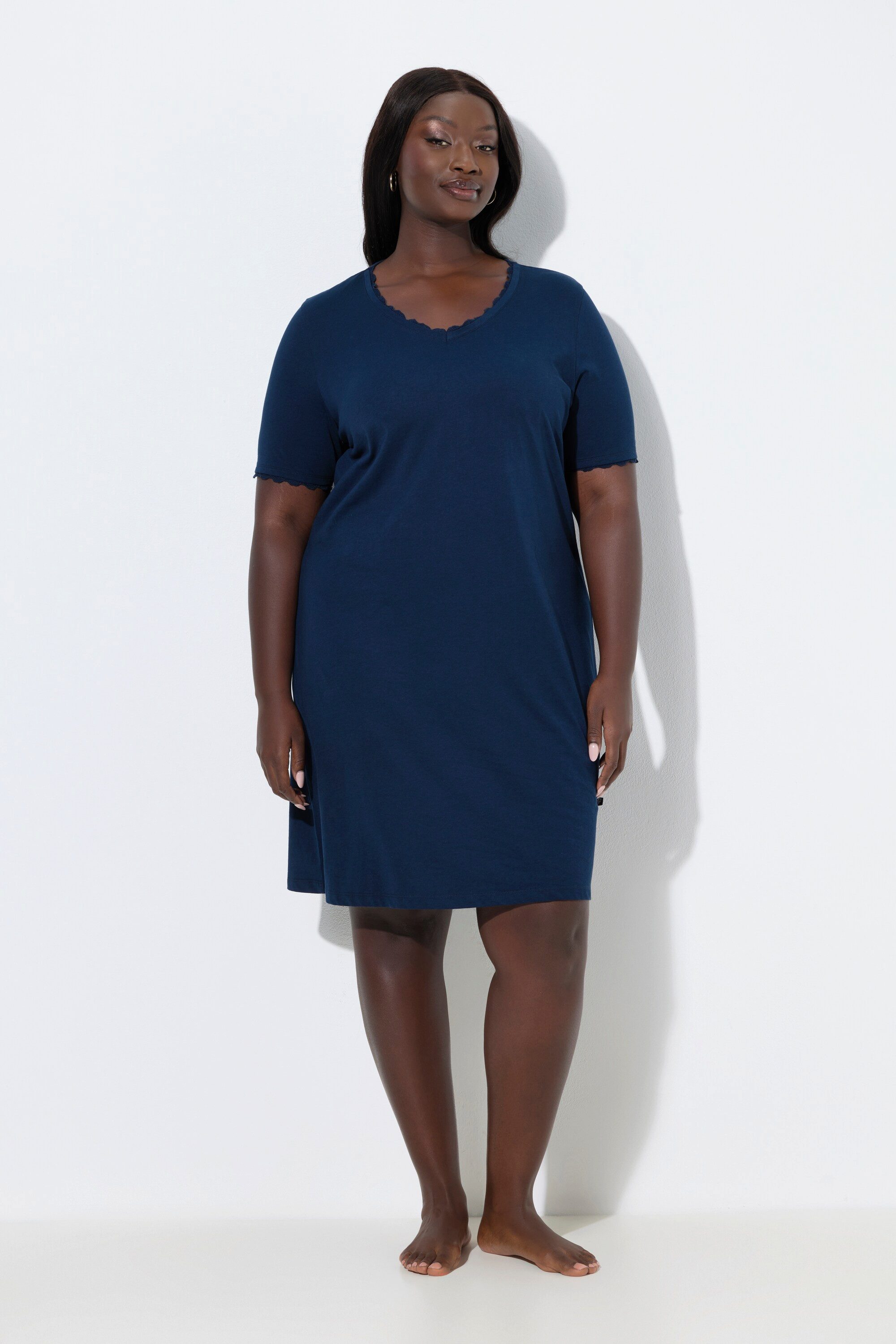 Ulla Popken Bigshirt Bigshirt Spitzen-Zierband V-Ausschnitt Halbarm