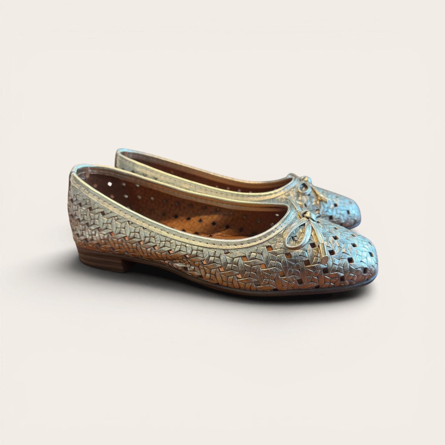 Begoria Begoria Aurelia - Premium Leder-Ballerina mit Schleifendetail Ballerina