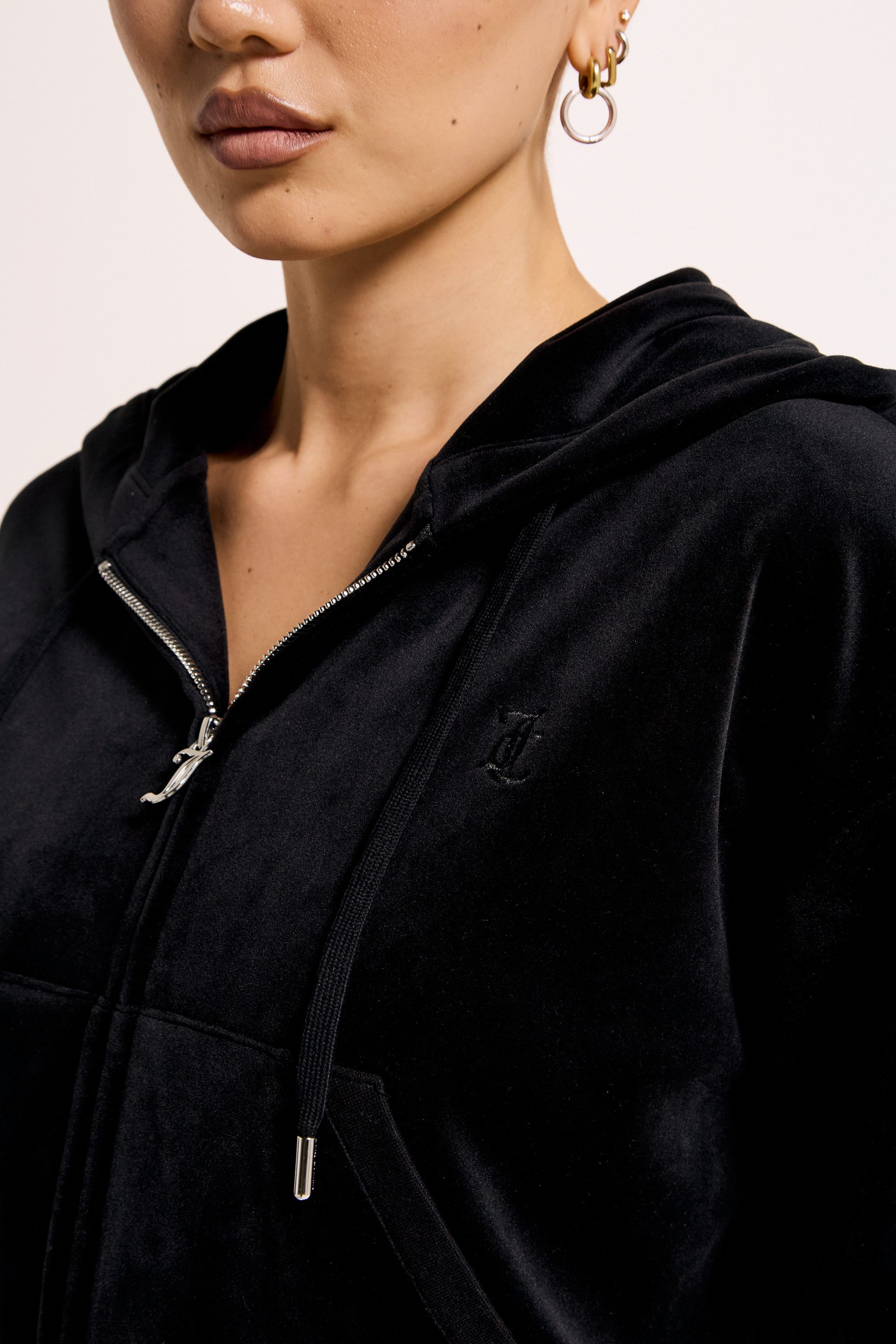 Juicy Couture Kapuzennickijacke BRENDAL CROP OVERSIZED HOODIE Damen Trainingsjacke Damen, Sweatjacke mit Kapuze, Velour, mit Glitzer, Sale