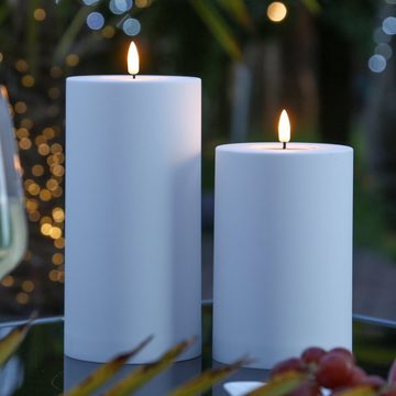 Deluxe Homeart LED-Kerze MIA für Außen 3D Flamme flackernd H: 20cm D: 10cm weiß outdoor (1-tlg)