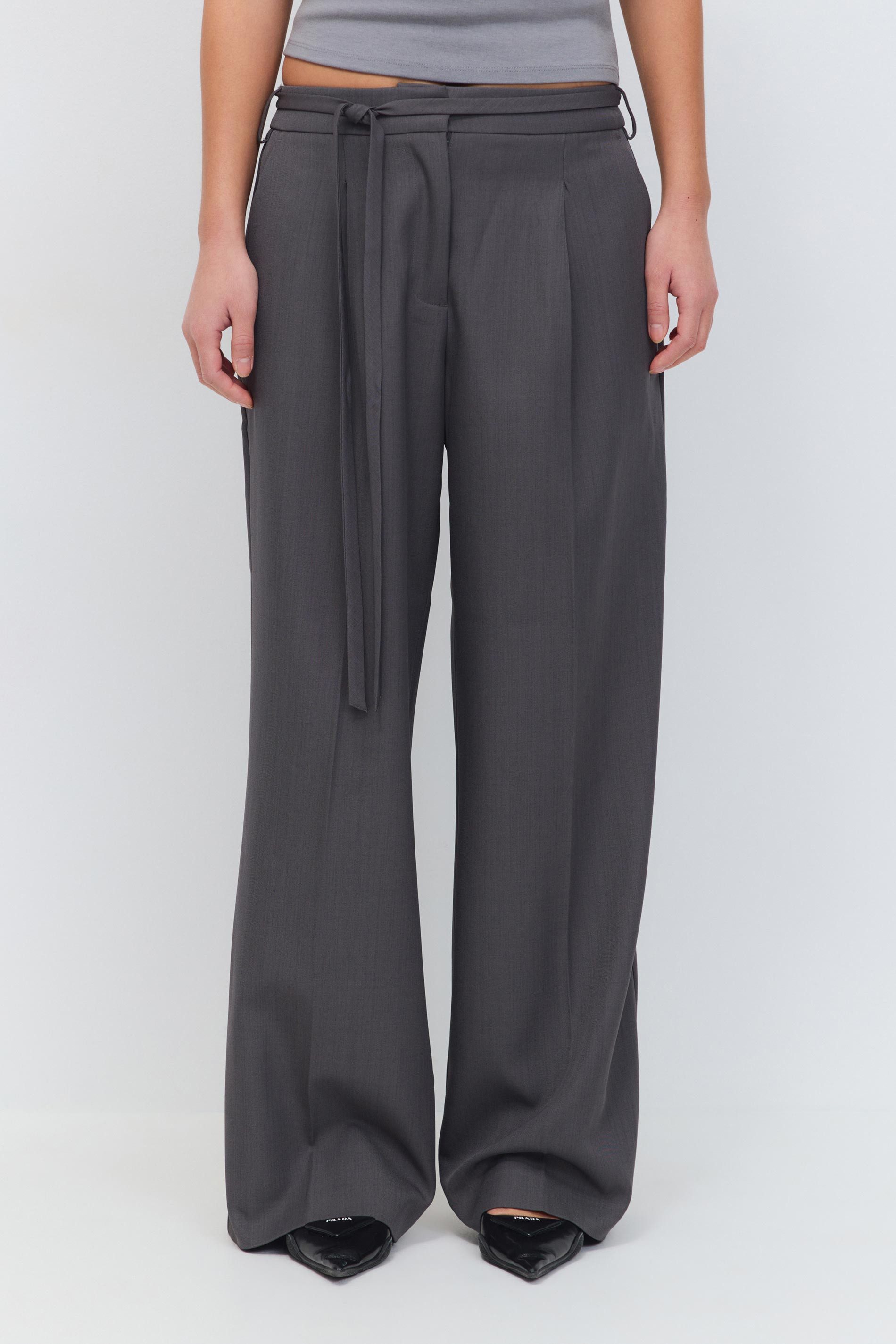 Gina Tricot Palazzohose - Mid waist belted trousers - Stoffhose mit Bindegürtel für Damen