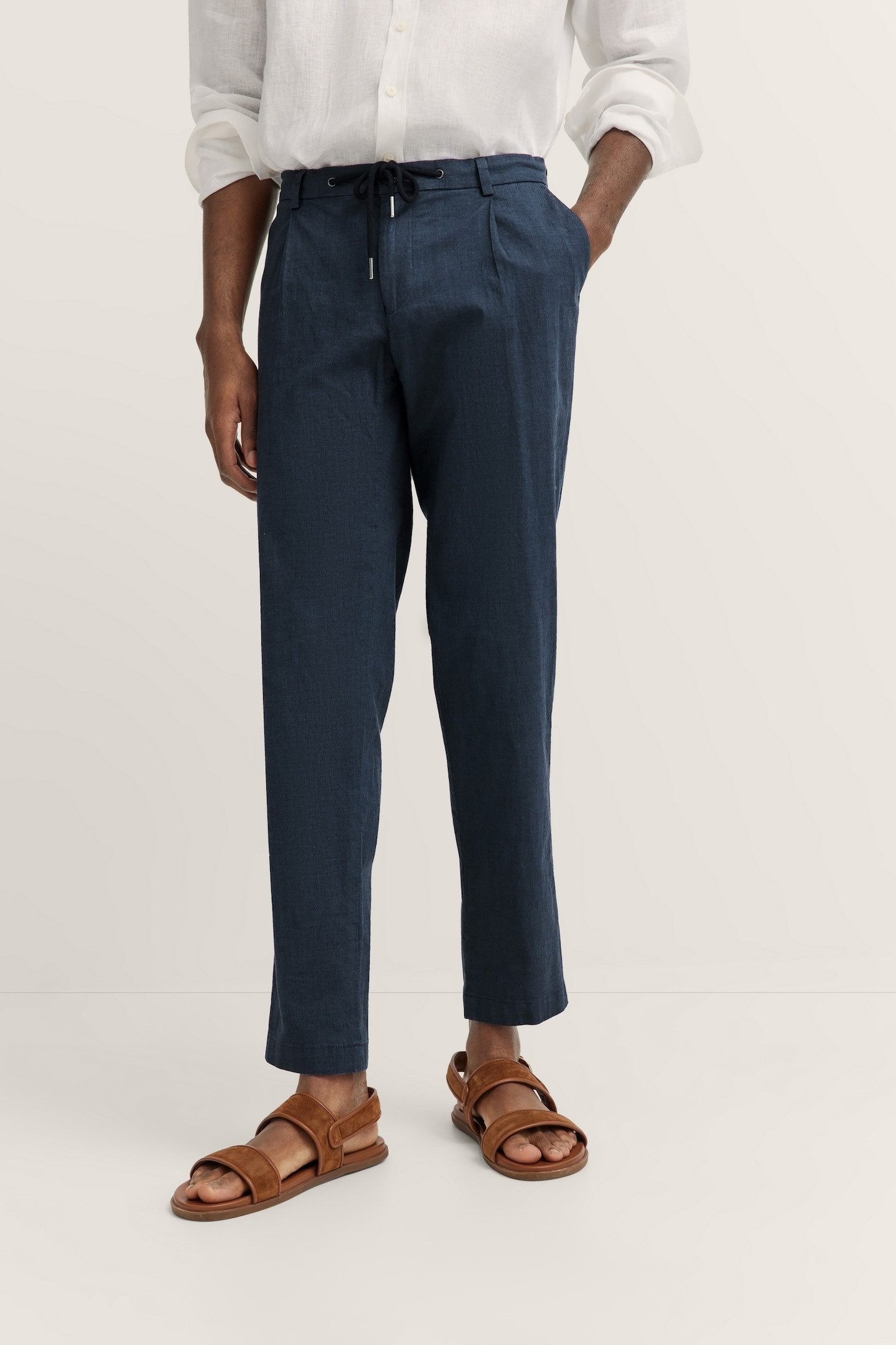 bugatti Bundfaltenhose mit Baumwoll-Leinen-Mix