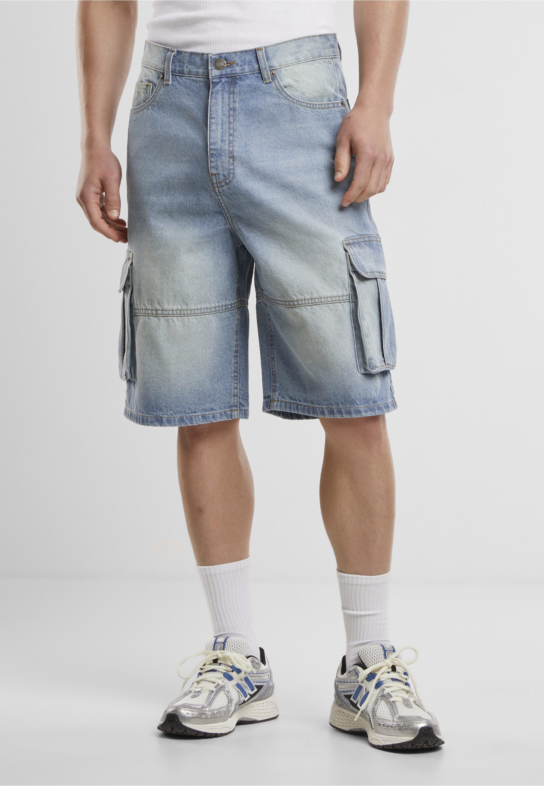 URBAN CLASSICS Shorts Urban Classics Relaxed Denim Cargo Shorts (1-tlg)