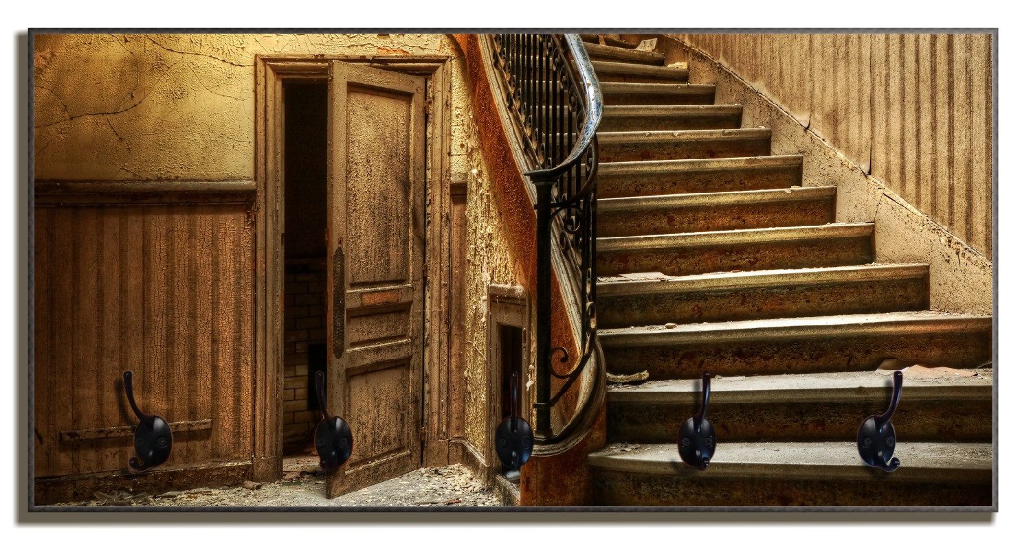 Wallario Garderobenpaneel Rustikale Holztreppe (1-teilig, inkl. Haken und Befestigung), 80x40cmHolz