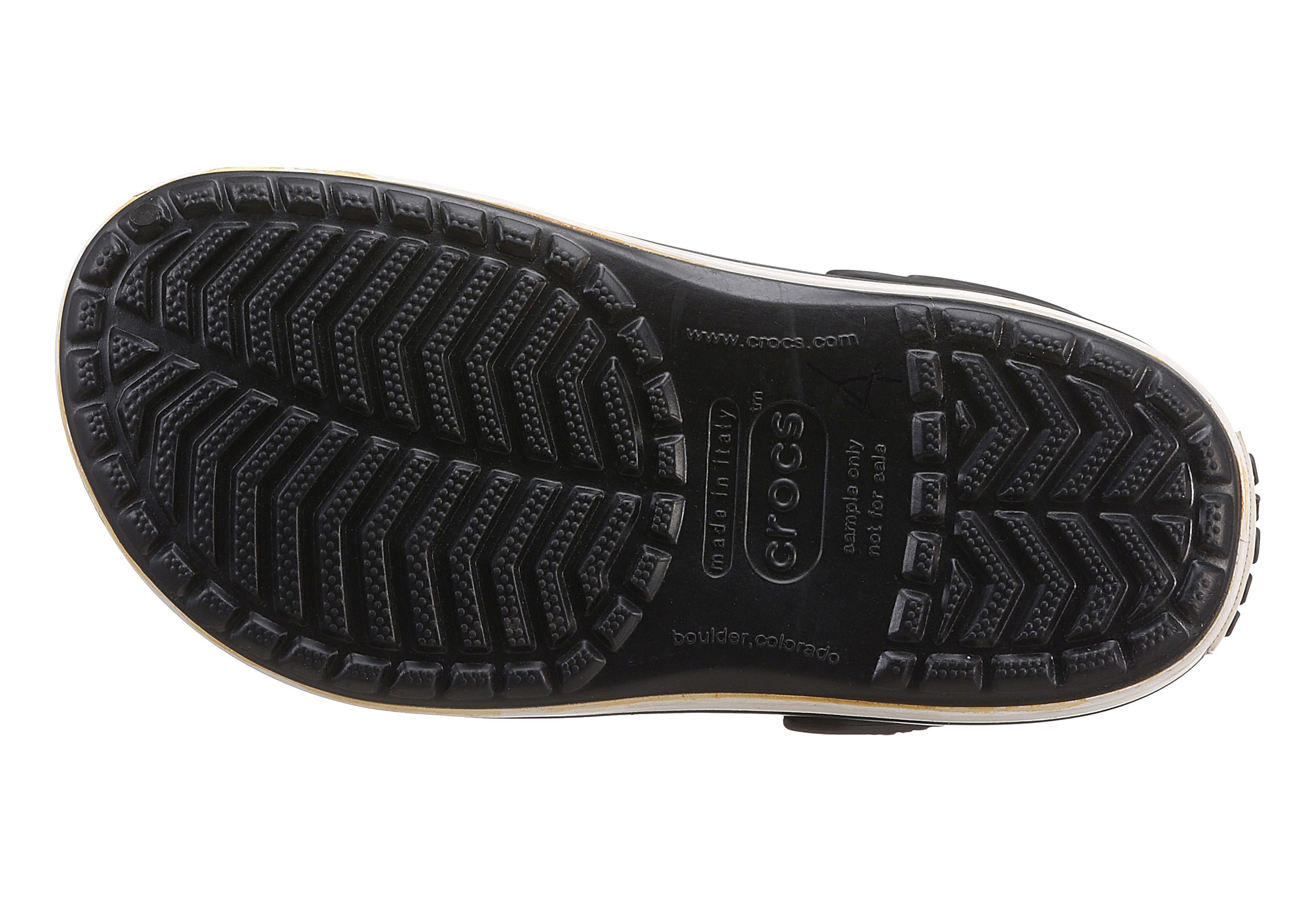 farbiger schwarz-weiß Clog Crocs Laufsohle mit Crocband