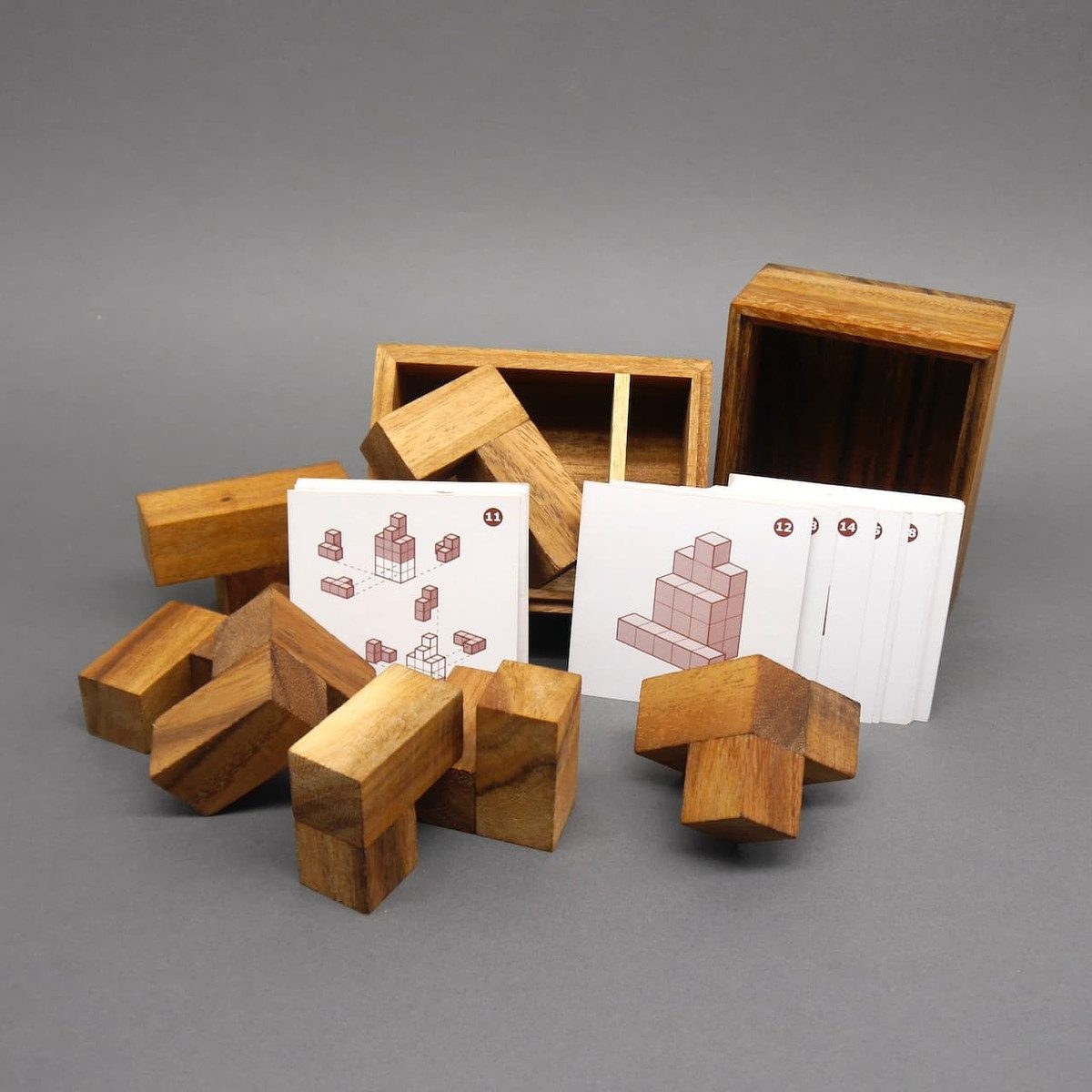 ROMBOL Denkspiele Spiel Soma Würfel - variantenreiches Denkspiel mit 50 Karten aus Holz, Holzpuzzle, Knobelspiel