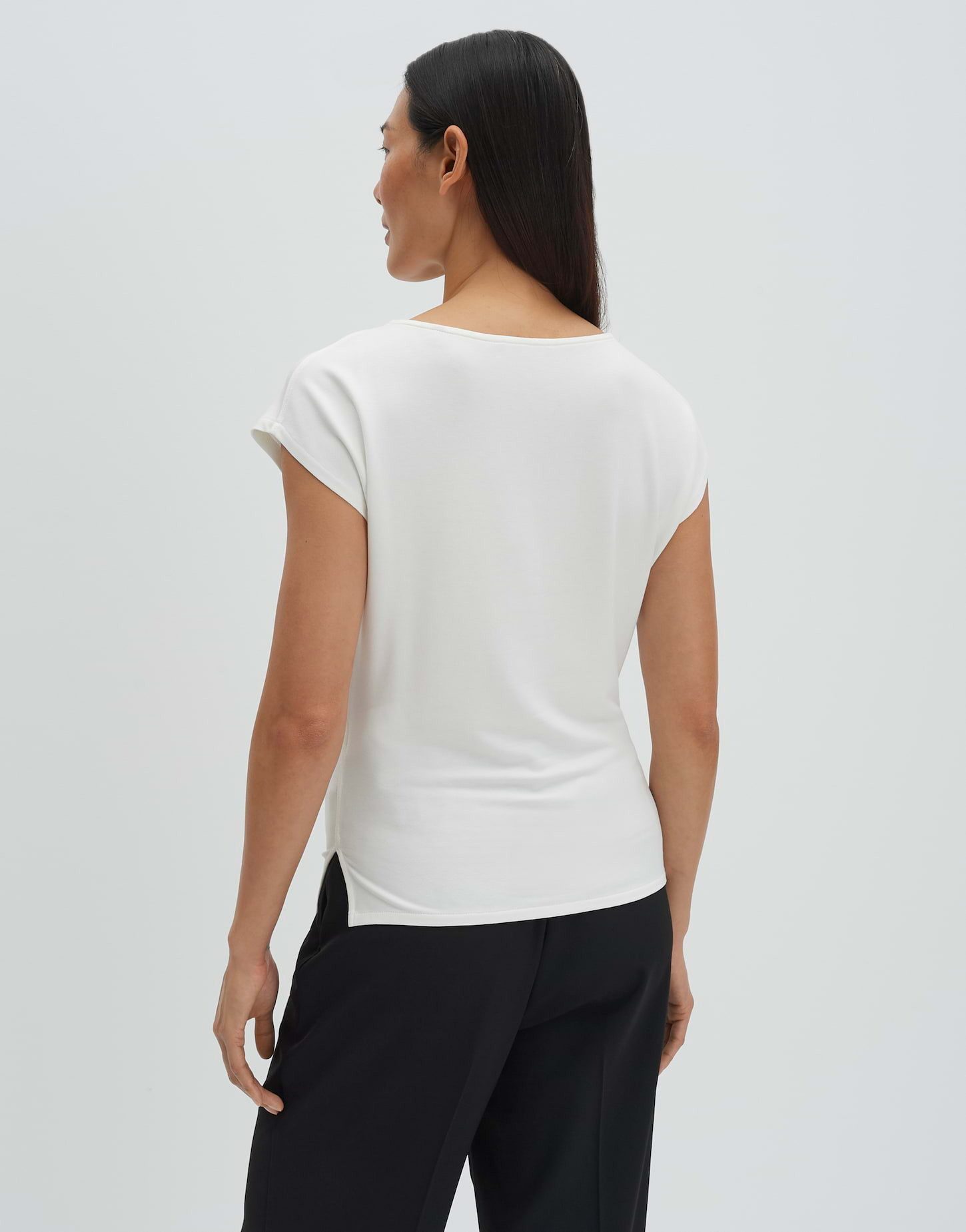 someday Kurzarmshirt Kurana aus ECOVERO™-Jersey Seitliches Faltendetail für schmeichelnde Silhouette