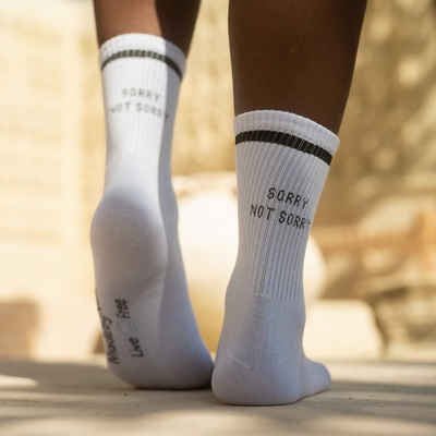 Made by Nami Tennissocken Weiße Tennissocken Atmungsaktive Crew Socks mit Sprüchen Retro Socken Lustige Socken mit Sprüchen Herren & Damen