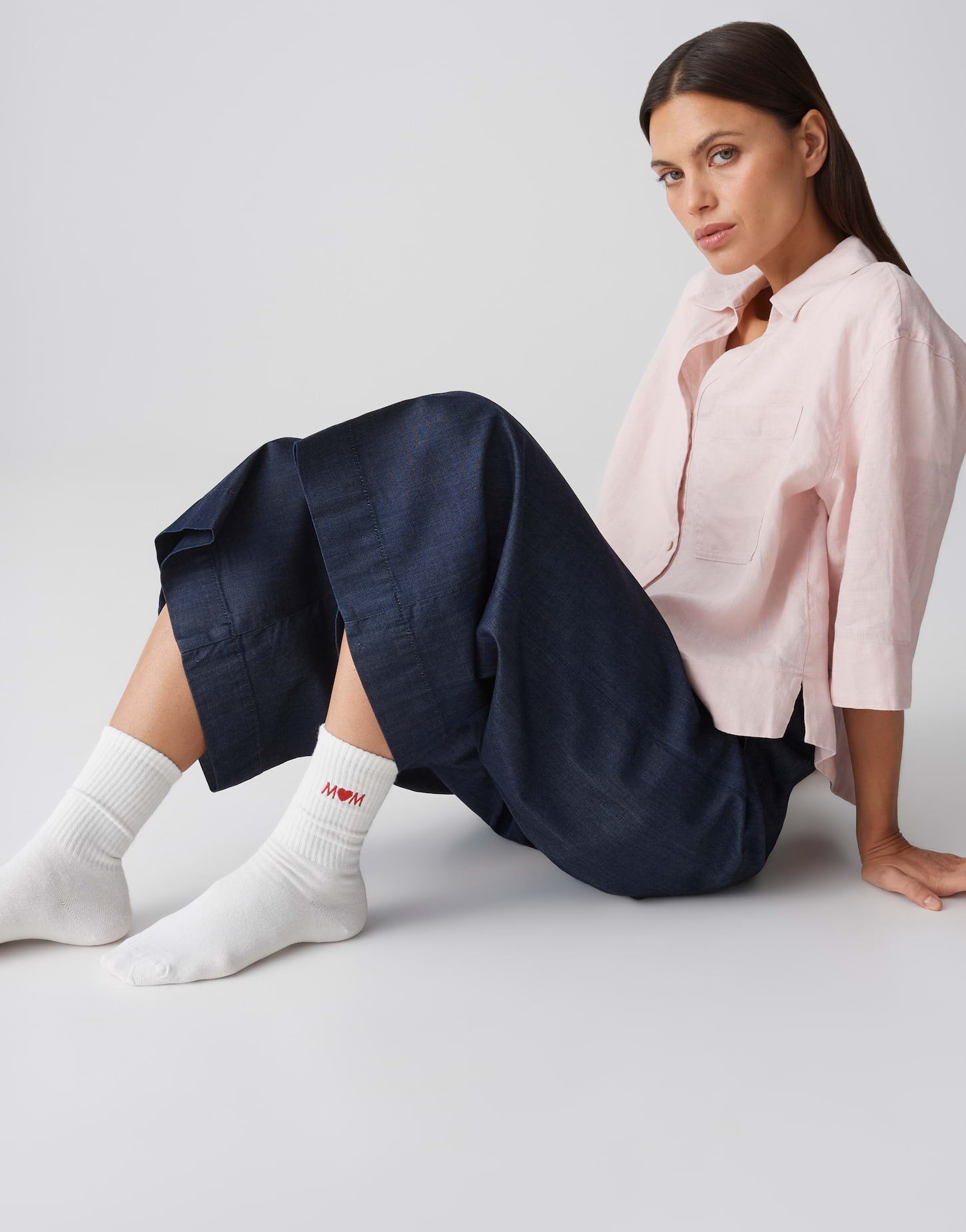 OPUS Socken Yennis mom aus Jersey mit Stretchkomfort (Logo-Stickerei) Die dezente Logo Stickerei rundet den Look modern ab