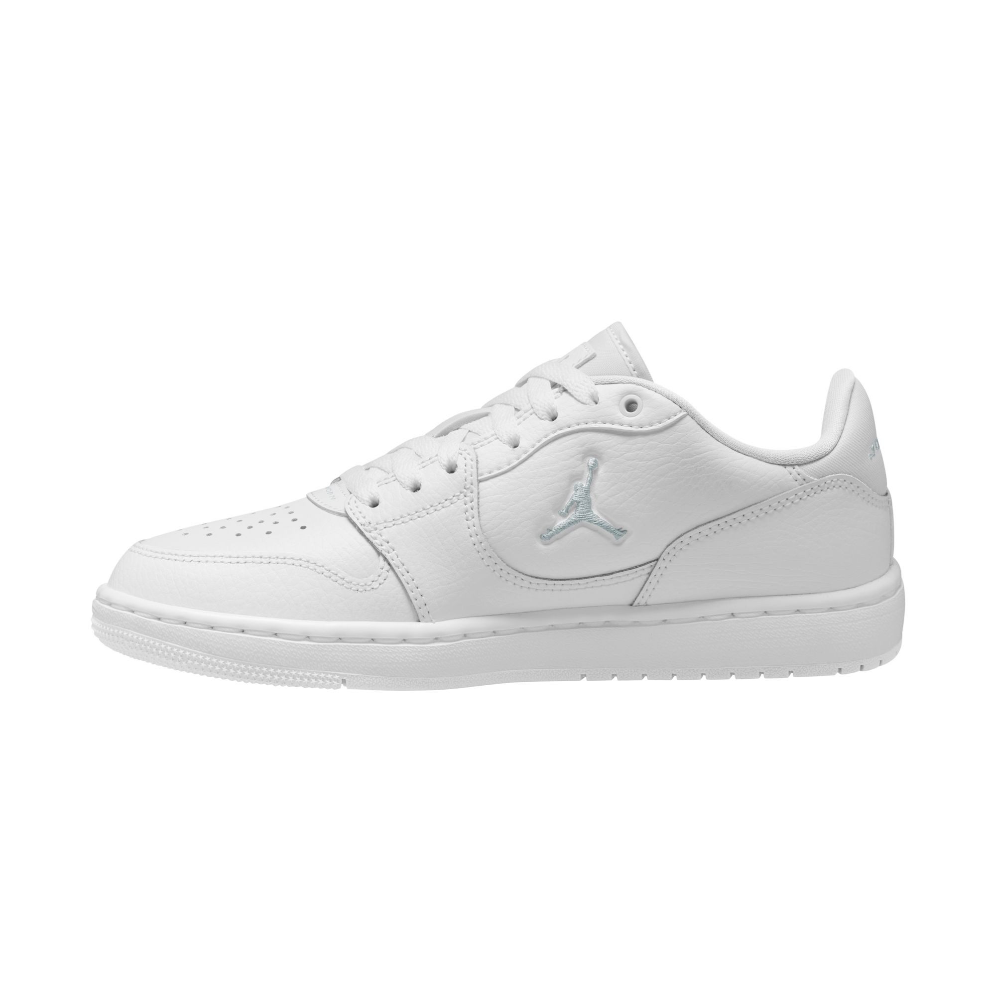 Jordan WMNS JORDAN COURT CONNECT LOW inspiriert vom Look des Air Jordan 1