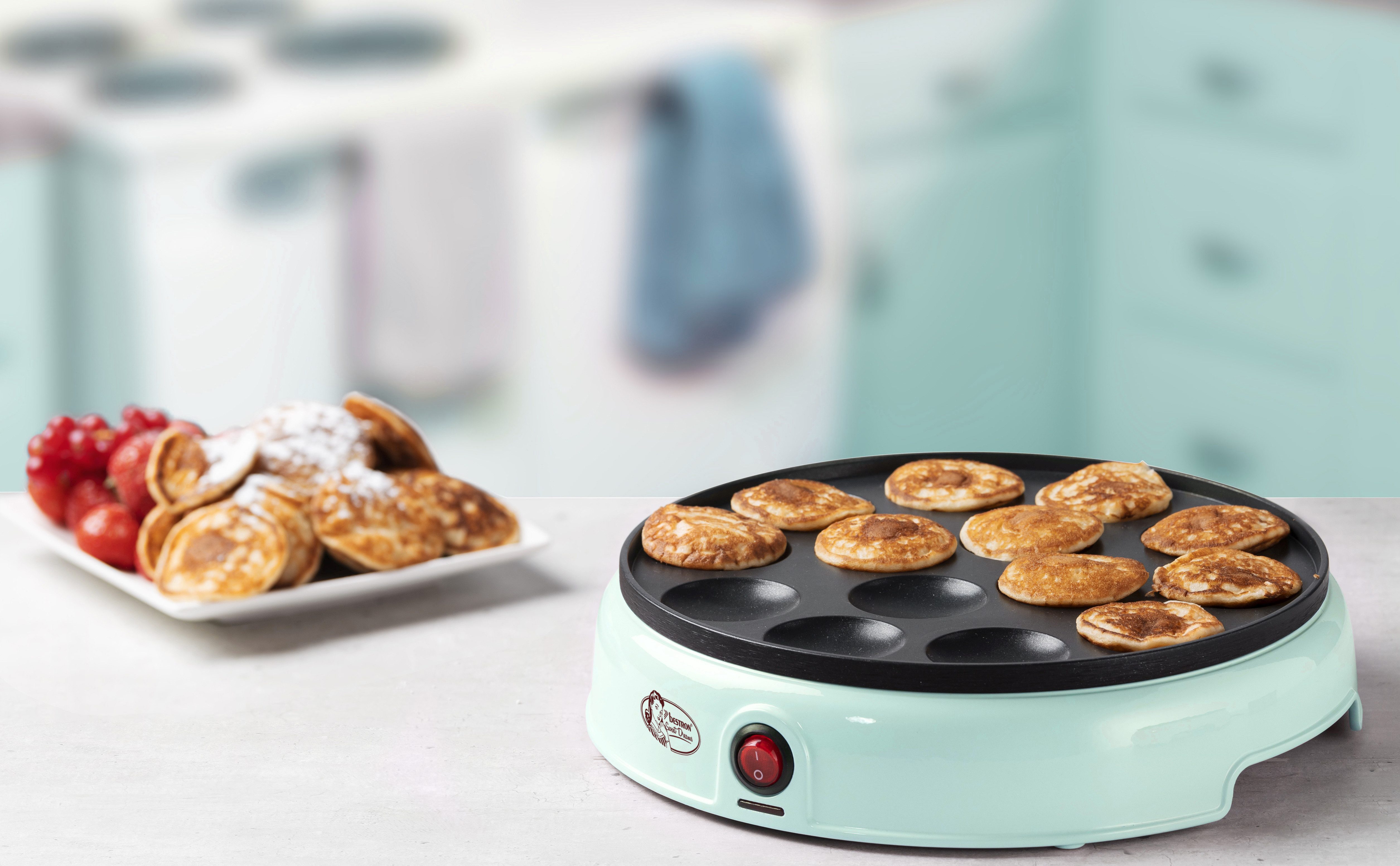 bestron Poffertjes-Maker APFM700, 800 W, 14 Mini-Pfannkuchen mit Antihaftbeschichtung