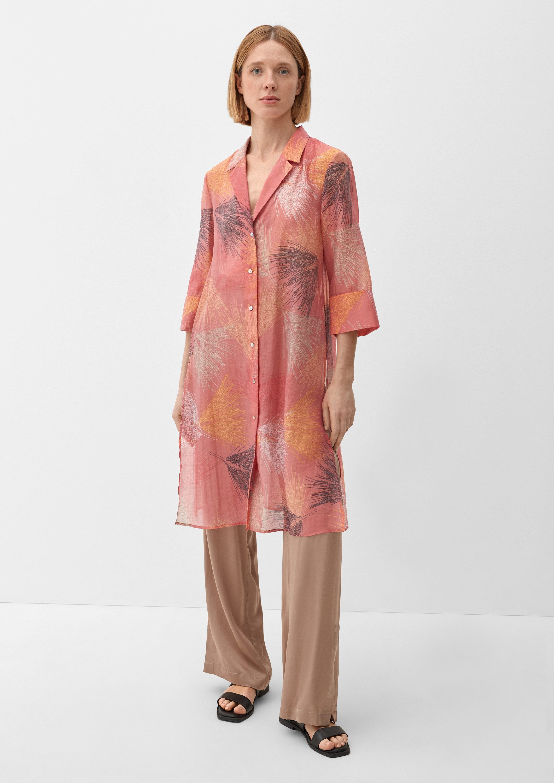 s.Oliver Kurzarmbluse Bluse Longbluse mit Allover-Print