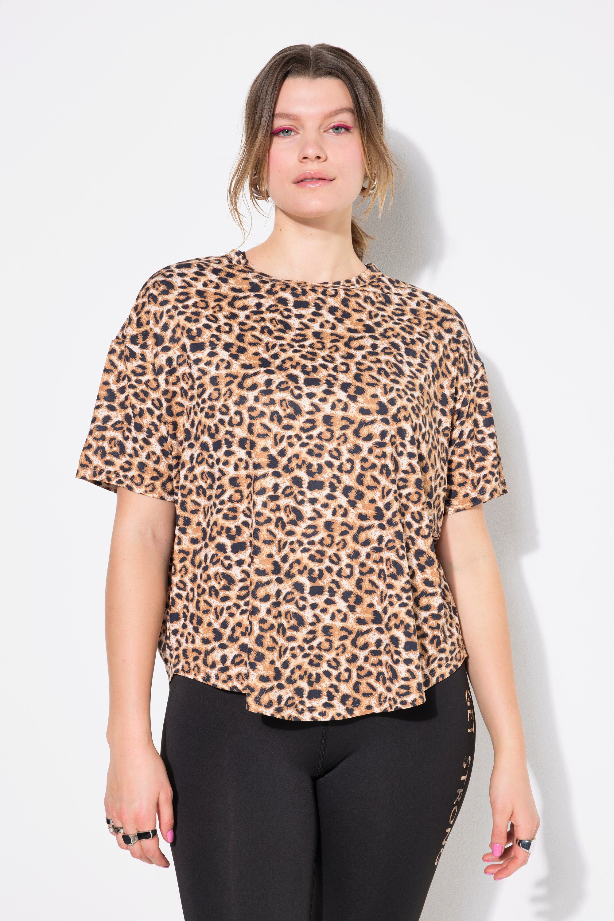 Studio Untold T-Shirt Sportshirt oversized Leo günstig online kaufen