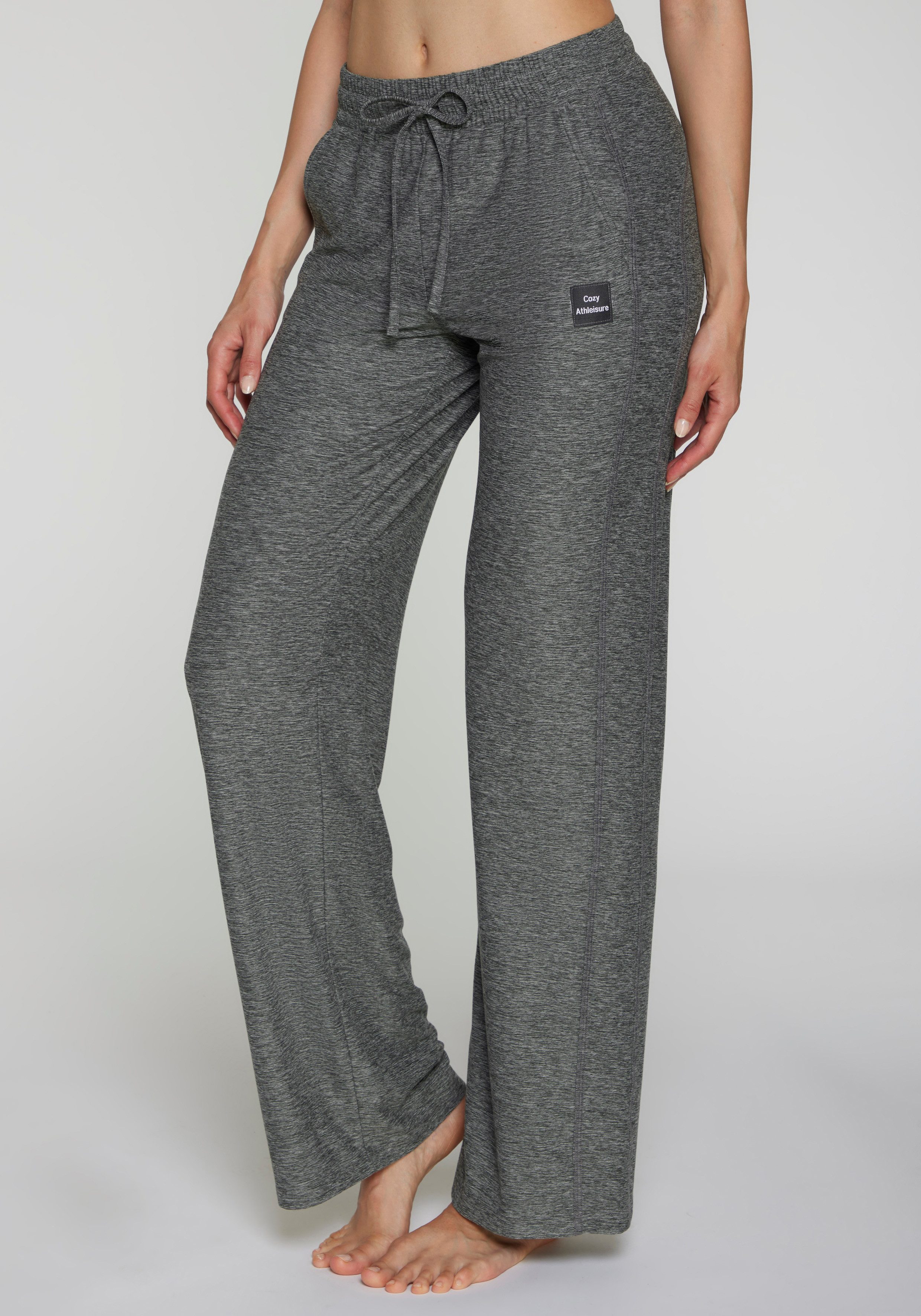 Vivance Active by Lascana Loungehose im lässigem Look mit weitem Bein. Loungwear - Serie