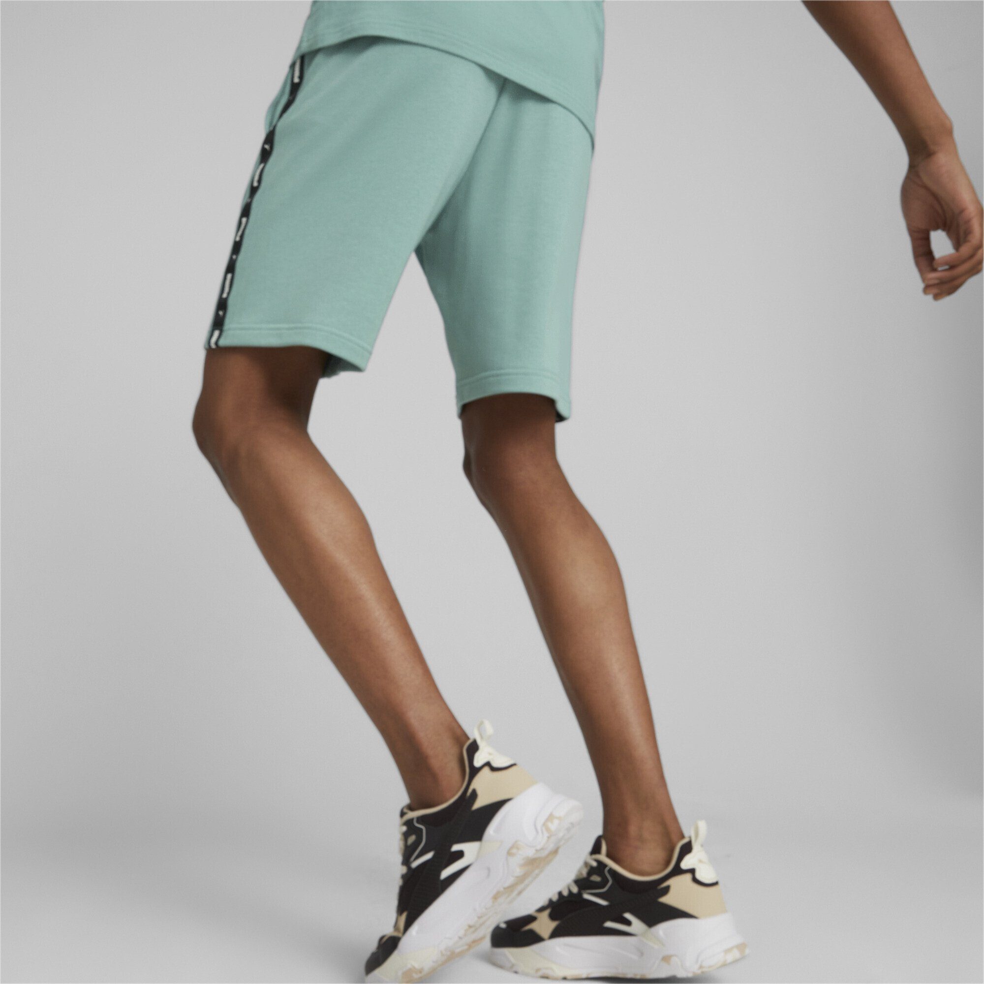 PUMA Sporthose Adriatic Herren Shorts Essentials+ Gray