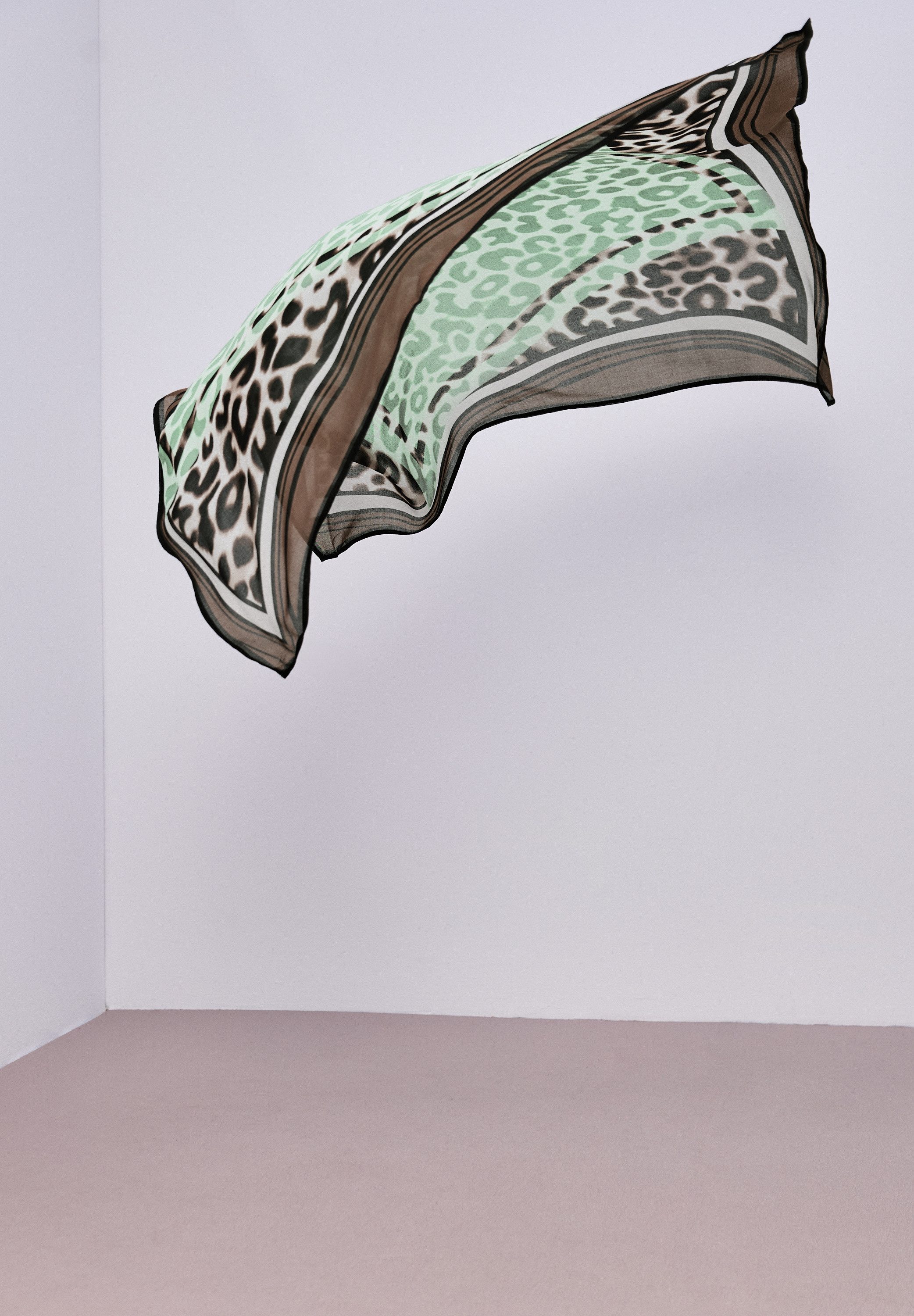 STREET ONE Halstuch, mit Animal Print