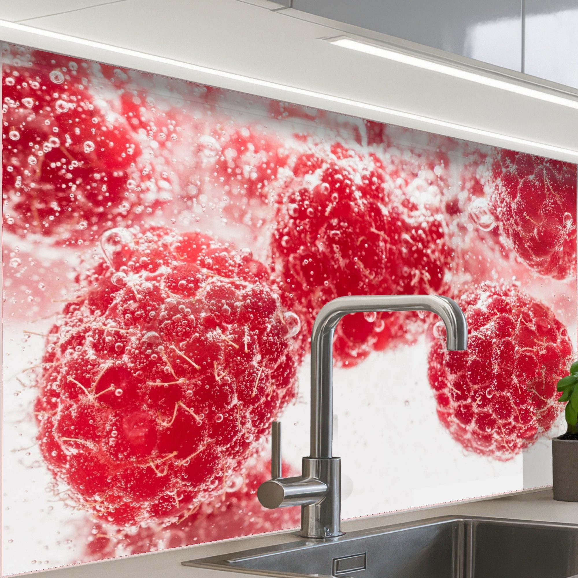 KitchenYeah Küchenrückwand Muster selbstklebend (keine Folie) Obst - Wasser - Blasen - Rot, (1-tlg), Spritzschutz, Küche, Rückwand, Küchenwand, Küchenfront, 30x20 cm