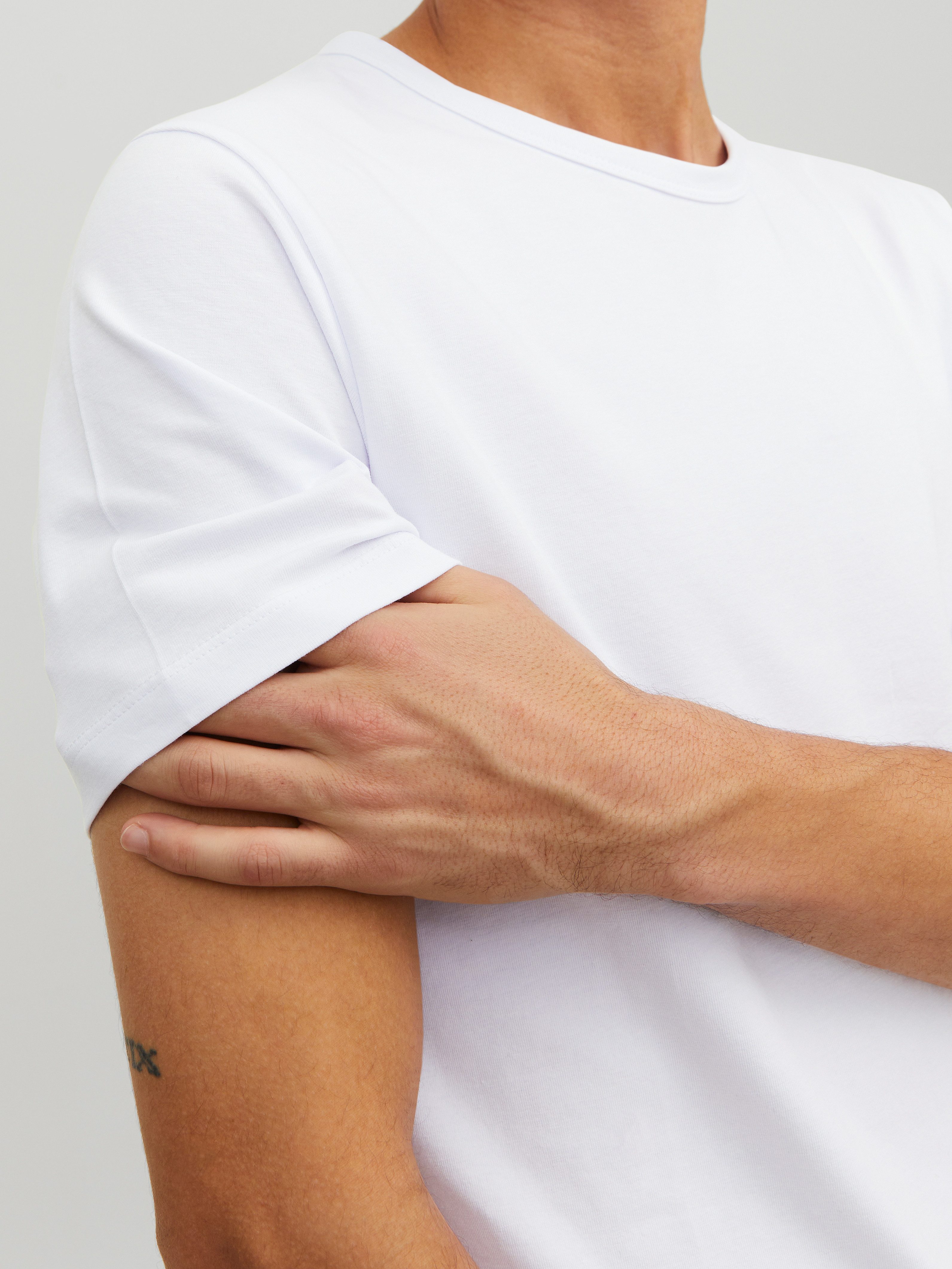Jack & Jones T-Shirt JJEBASIC mit schmaler Passform für jeden Tag unifarben, modisch, schmal, Baumwollmischung, Rundhals