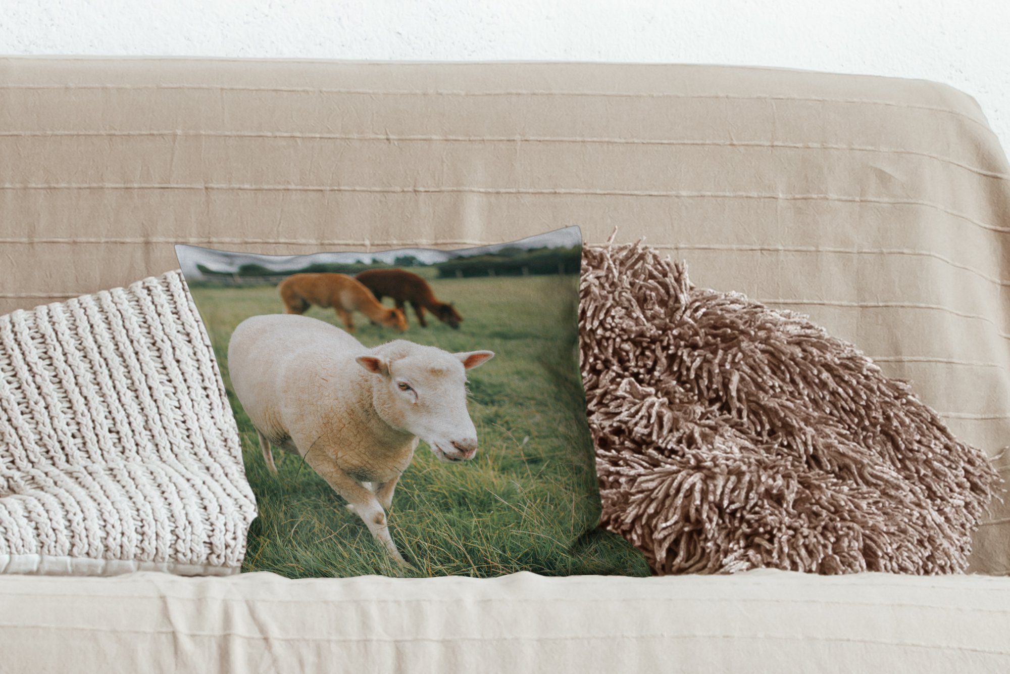 Zierkissen Schafe - Tiere Sofakissen mit MuchoWow Deko, Dekokissen für Wohzimmer, - Füllung Gras, Schlafzimmer,