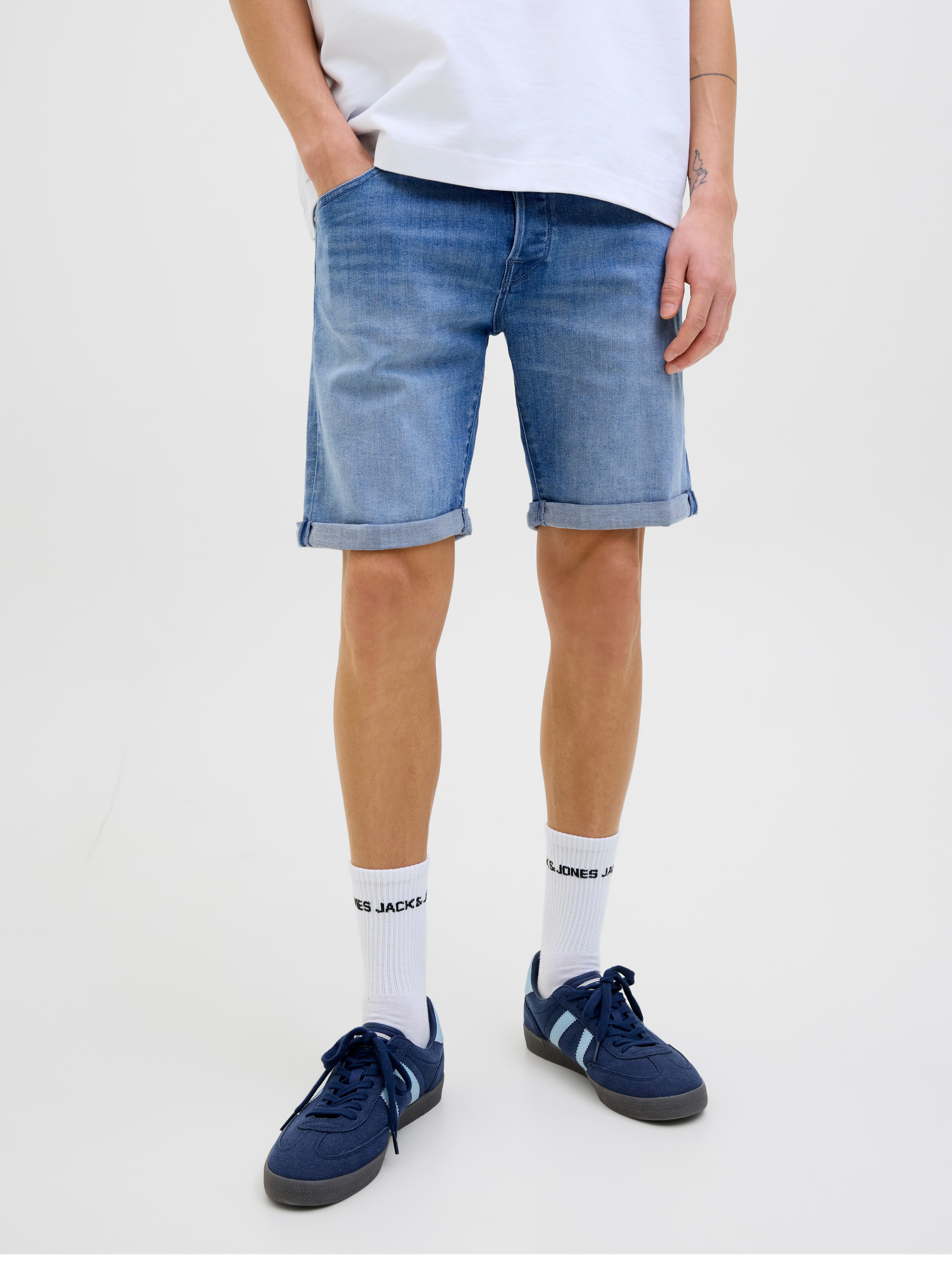 Jack & Jones Shorts "JJIRICK JJFOX SHORTS CB 310 SN", im Four-Pocket Style günstig online kaufen