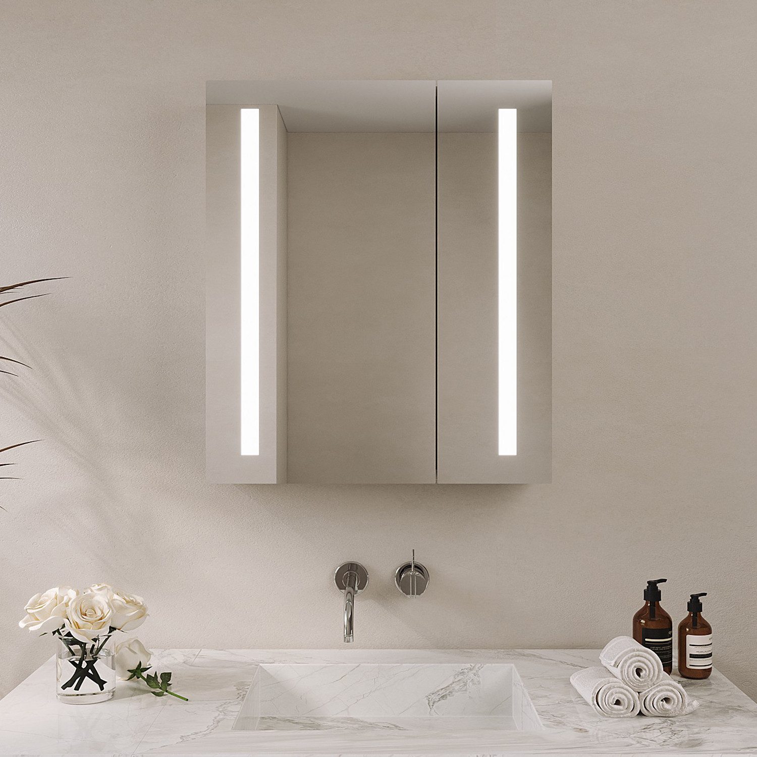 AQUALAVOS Badezimmerspiegelschrank Bad Spiegelschrank mit LED Kaltweiß Beleuchtung IR Sensor Wandschrank 60x70 cm, mit 2 Türen, Doppelseitige Glasspiegel, Soft-Close-Funktion