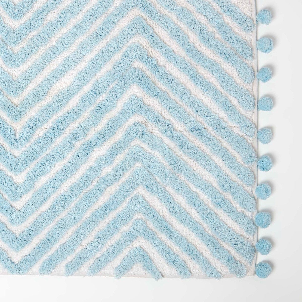 Homescapes Badematte Badteppich hellblau mit Zickzack-Muster – Badematte 50 x 80 cm, Höhe 20 mm, 50 x 80 cm – Bild 2 von 5