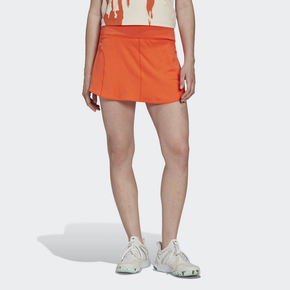 adidas Performance Tenniskleid TENNIS MATCH ROCK, Dieses Model ist 177 cm  groß und trägt Größe