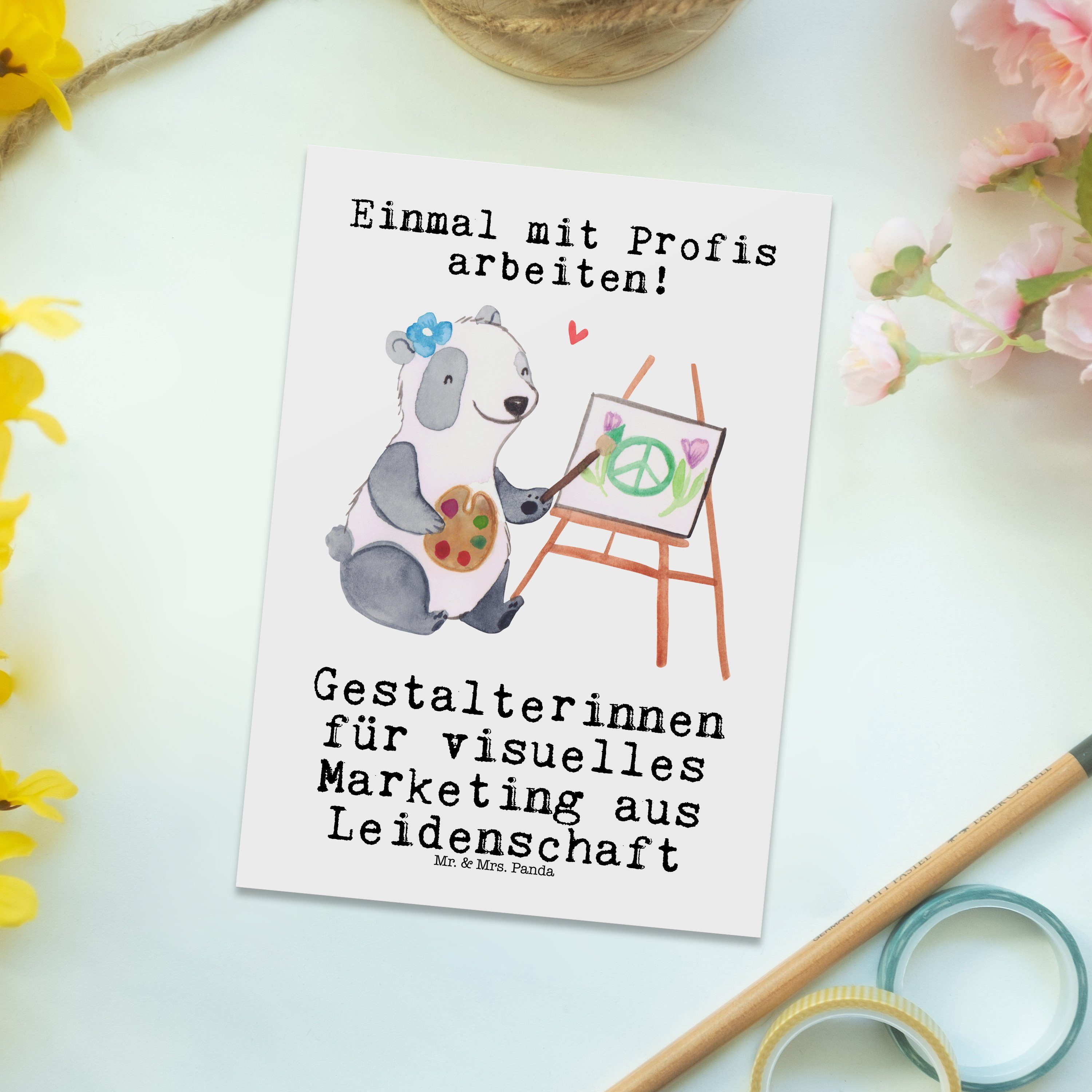 - - Mr. Mrs. visuelles Gesc aus Panda Gestalterinnen für Postkarte Weiß Marketing & Leidenschaft