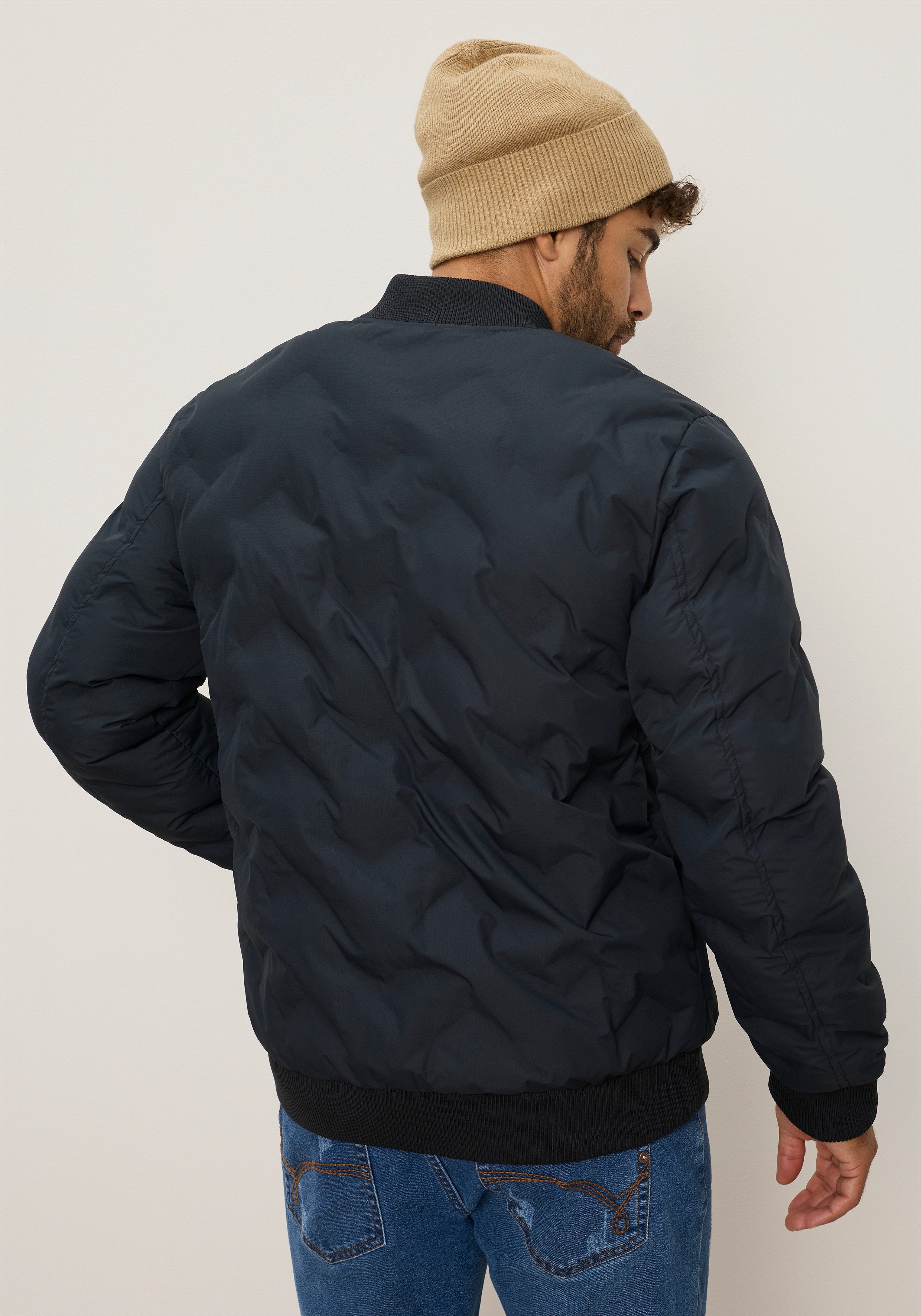 Bruno Banani Steppjacke (1-St) Blouson Steppjacke für den Übergang – Bild 2 von 5