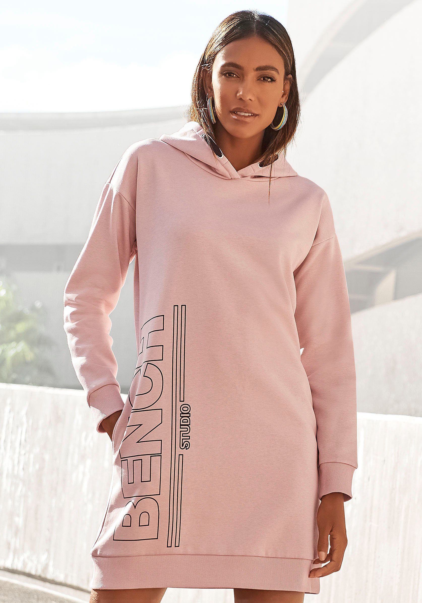 Bench. Sweatkleid mit senkrechtem Logodruck kaufen | OTTO