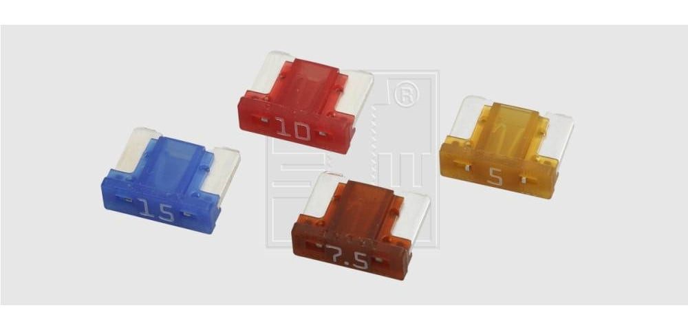 SWG SWG Flachstecksicherung Low Profile 4-teilig Mini Autoladekabel