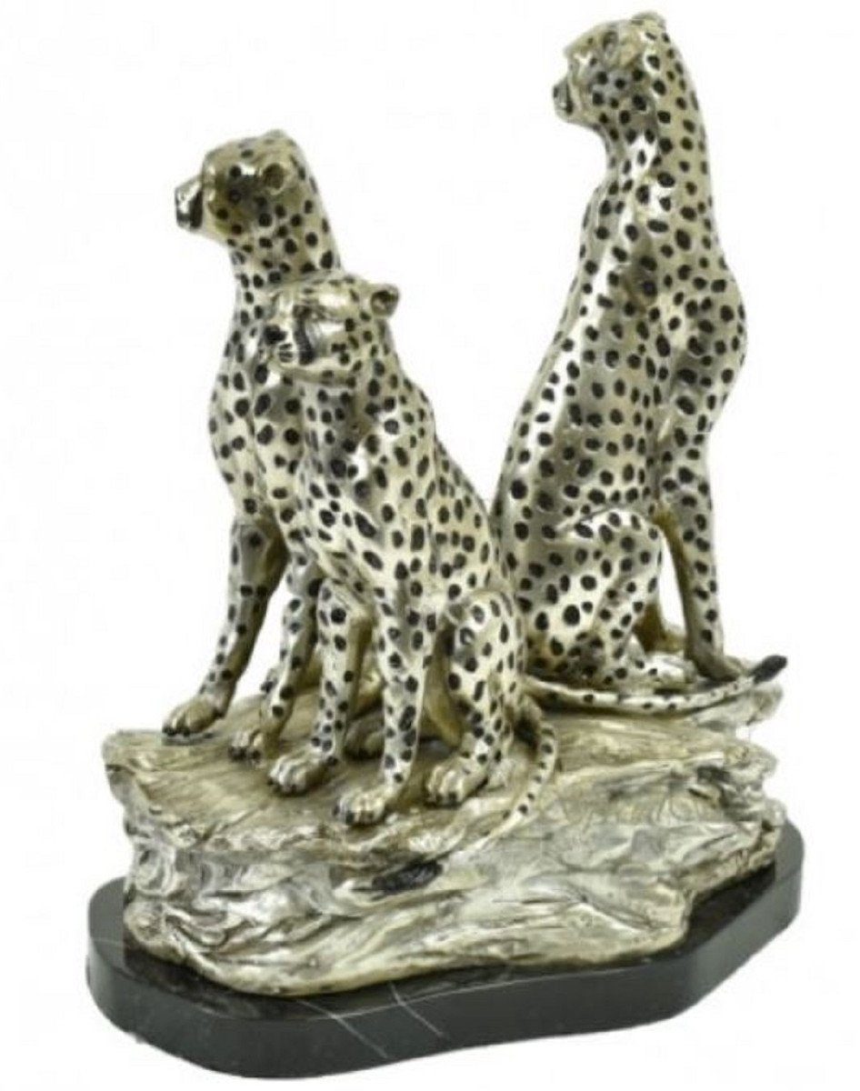 mit Marmorsockel Silber 24 Casa Bronzefigur 3 x Padrino Luxus / - sitzende Dekofigur Geparden x H. Schwarz Bronze Versilberte Skulptur 41 cm 36