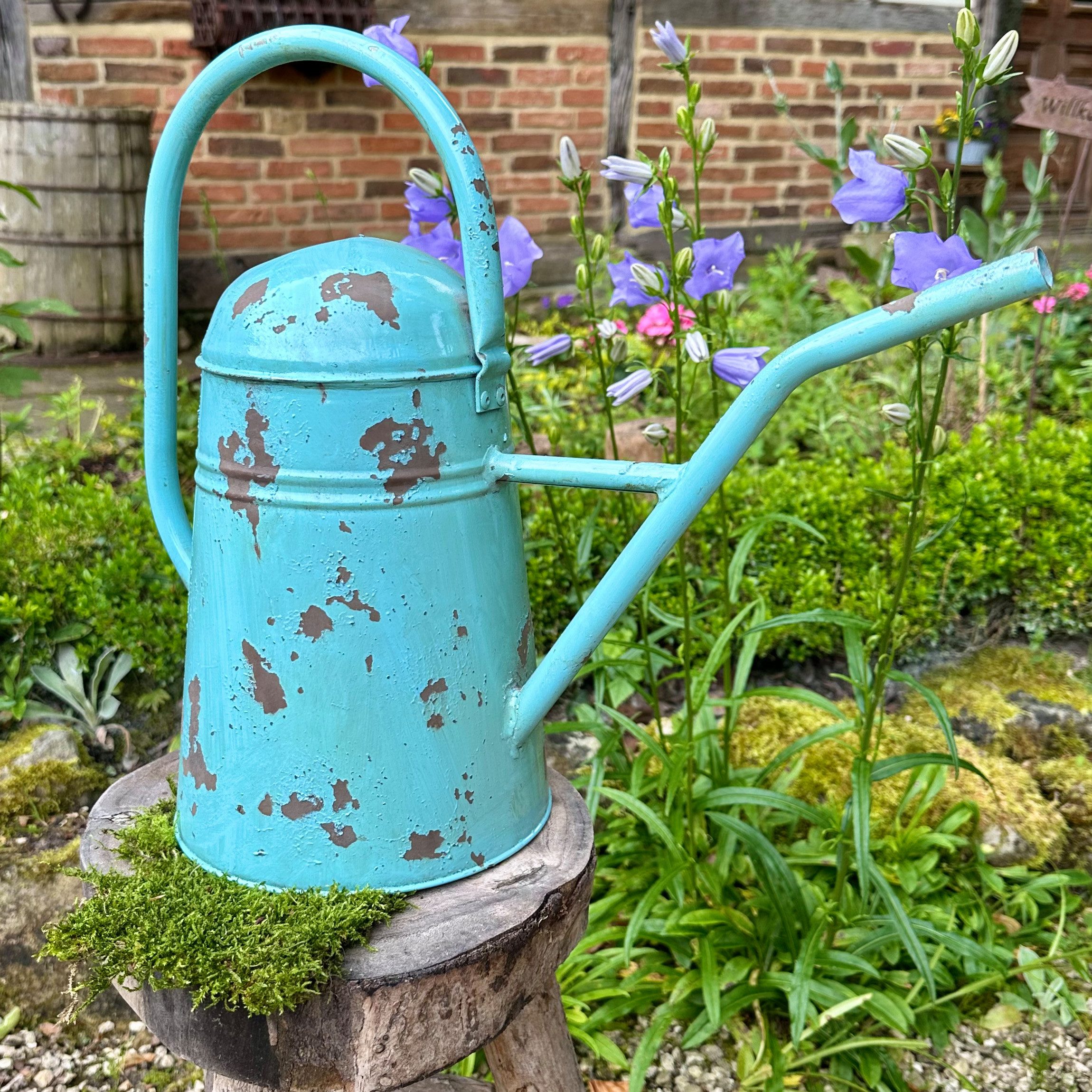 Gartenpflege-Set Gießkanne aus Blech, Türkis, Deko-Kanne, Eisenkanne im Shabby-Chick